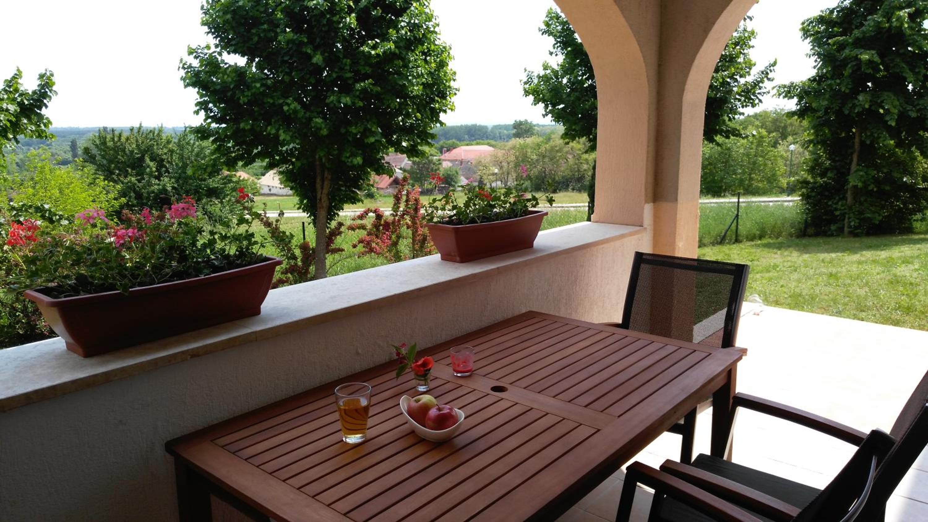 Modor Apartman view 3