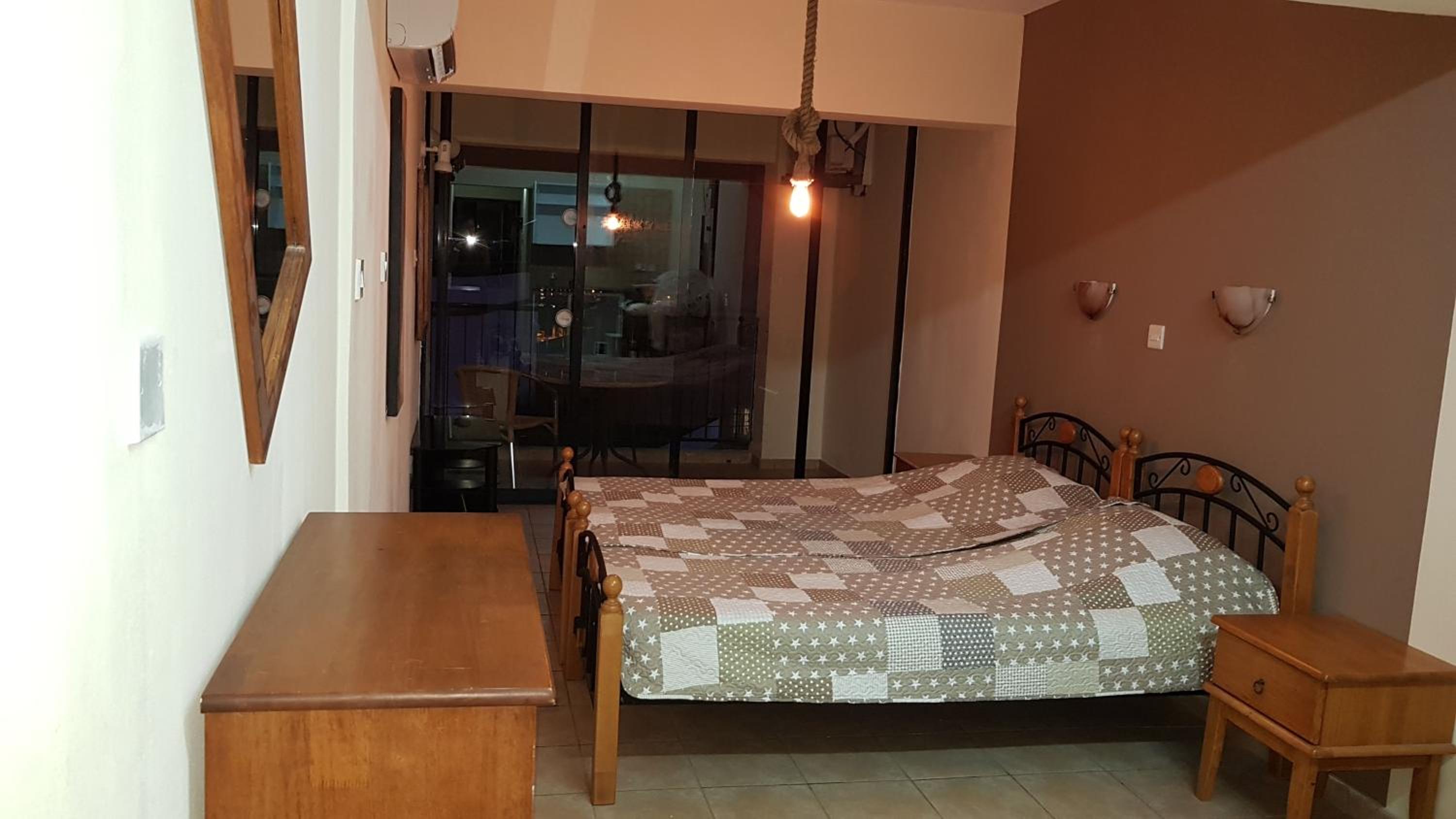 Pomelo Apartments
