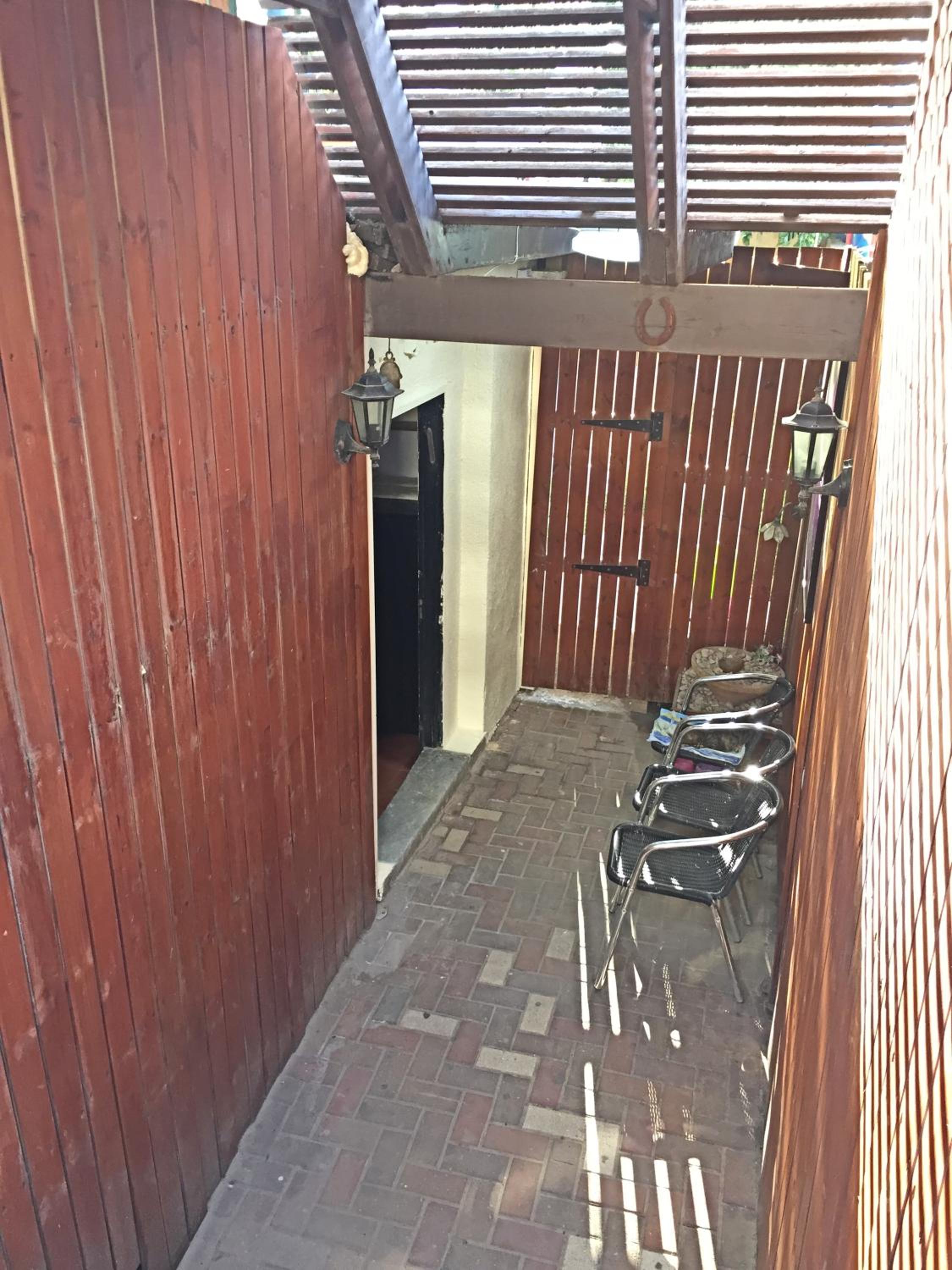 Dotan's Boutique Guesthouse - By The Beach! view 5