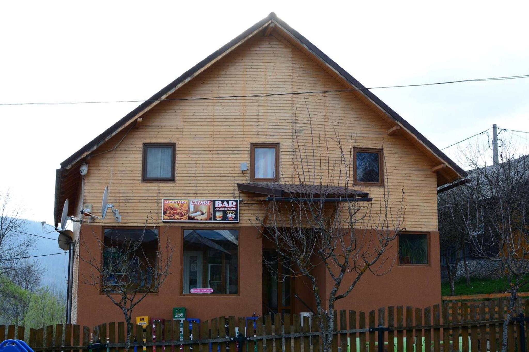 Photo 48