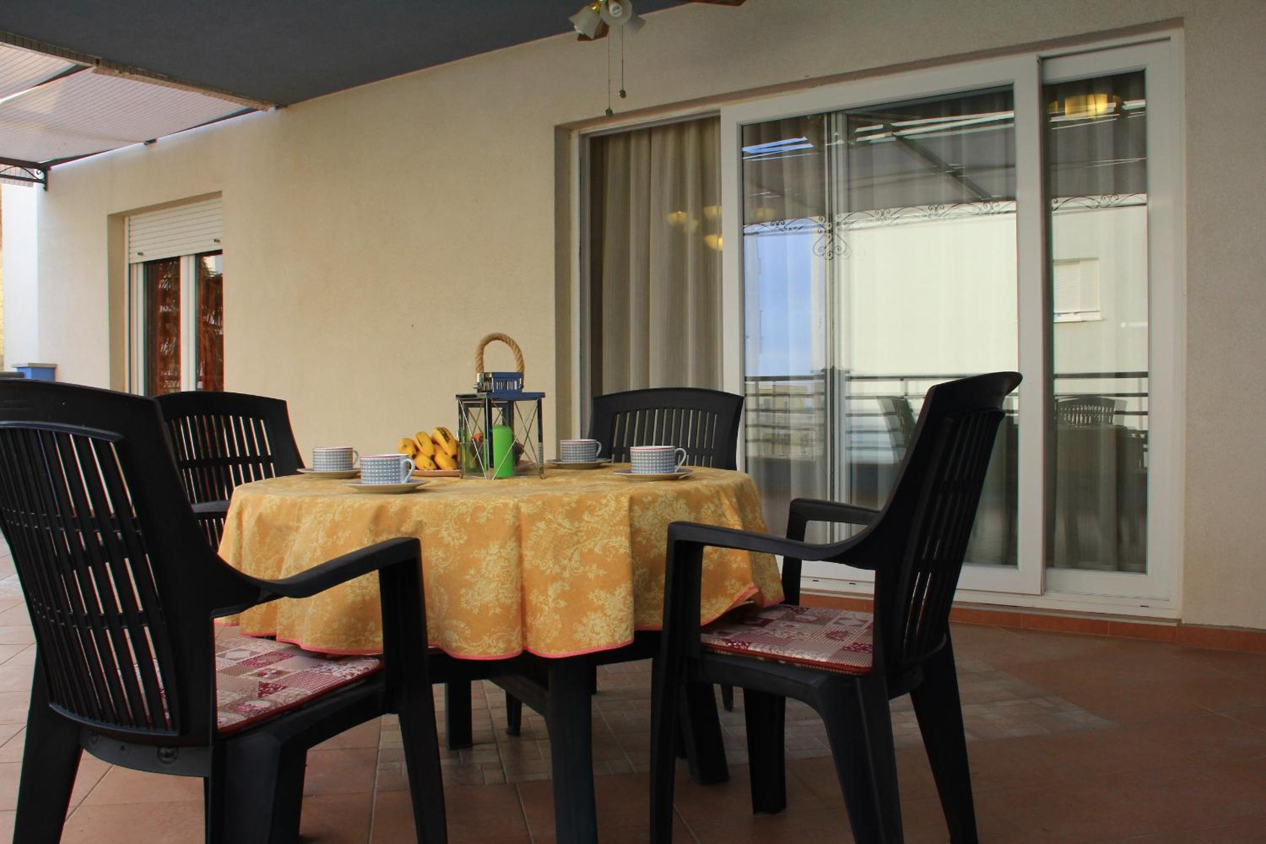 Apartments Znjan