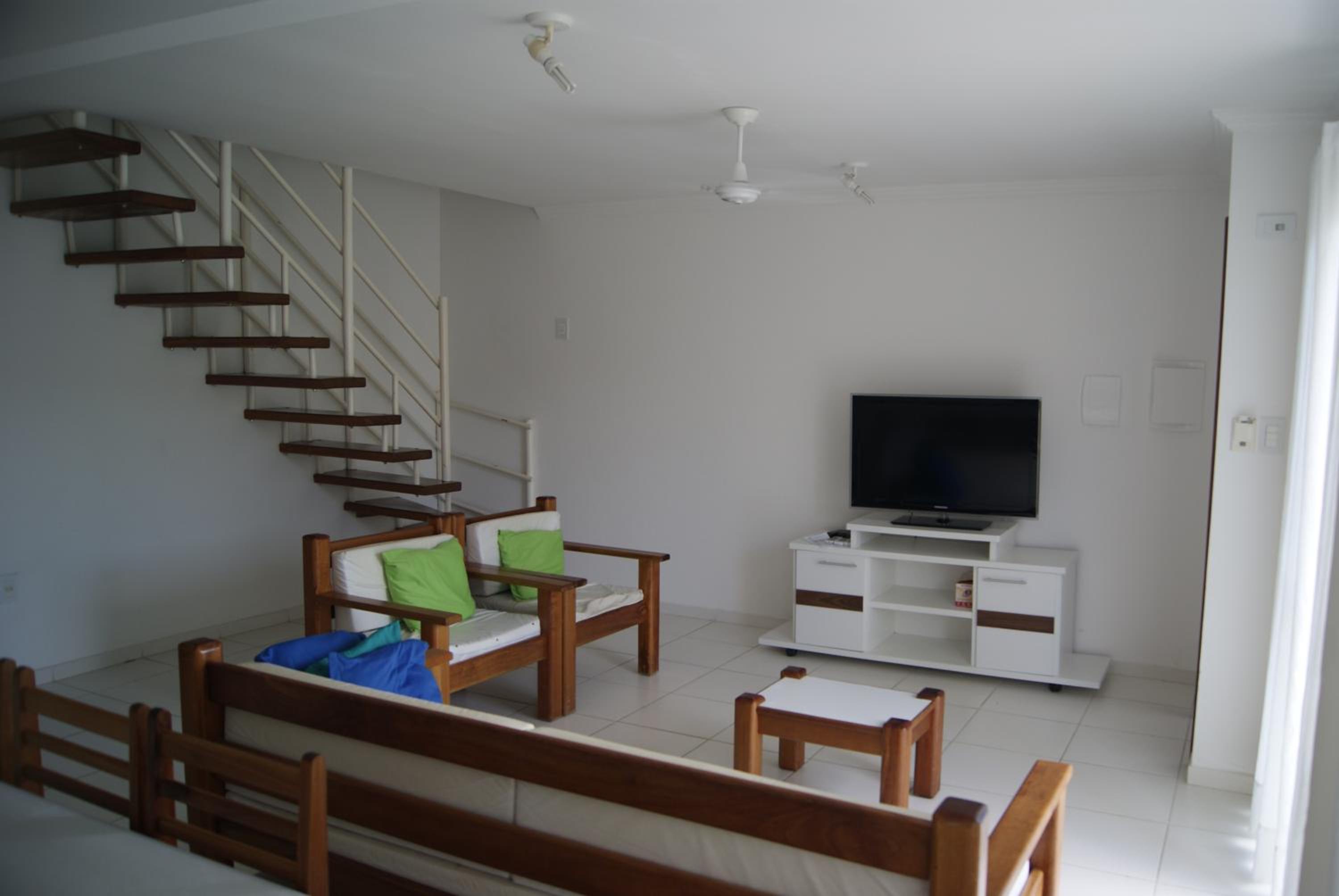 Casa Apart Hotel Mobiliada com 3 suítes Porto Seguro BA