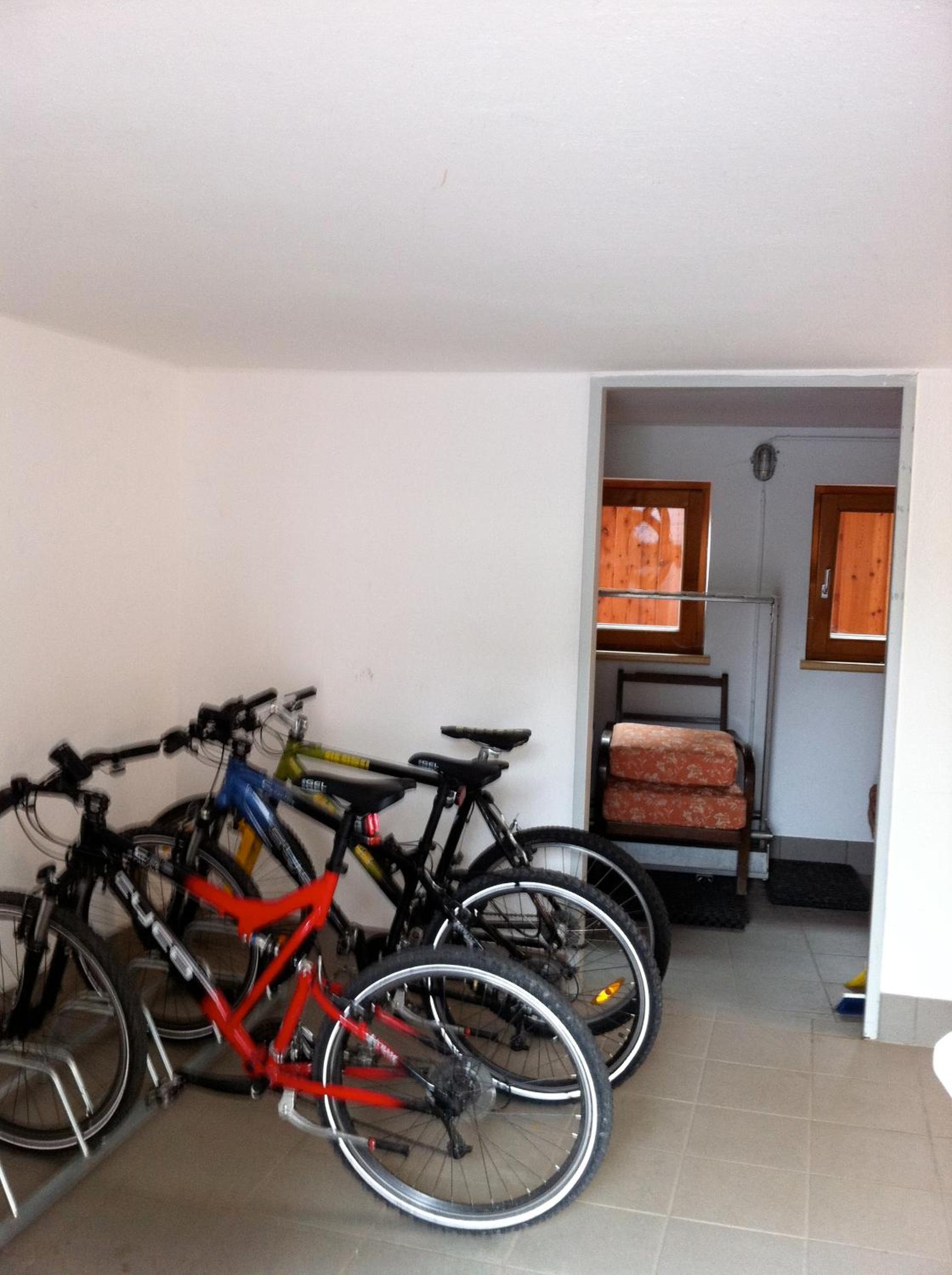 Photo 16
