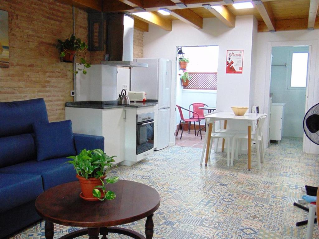 Precioso piso en Cabanyal junto playa Las Arenas