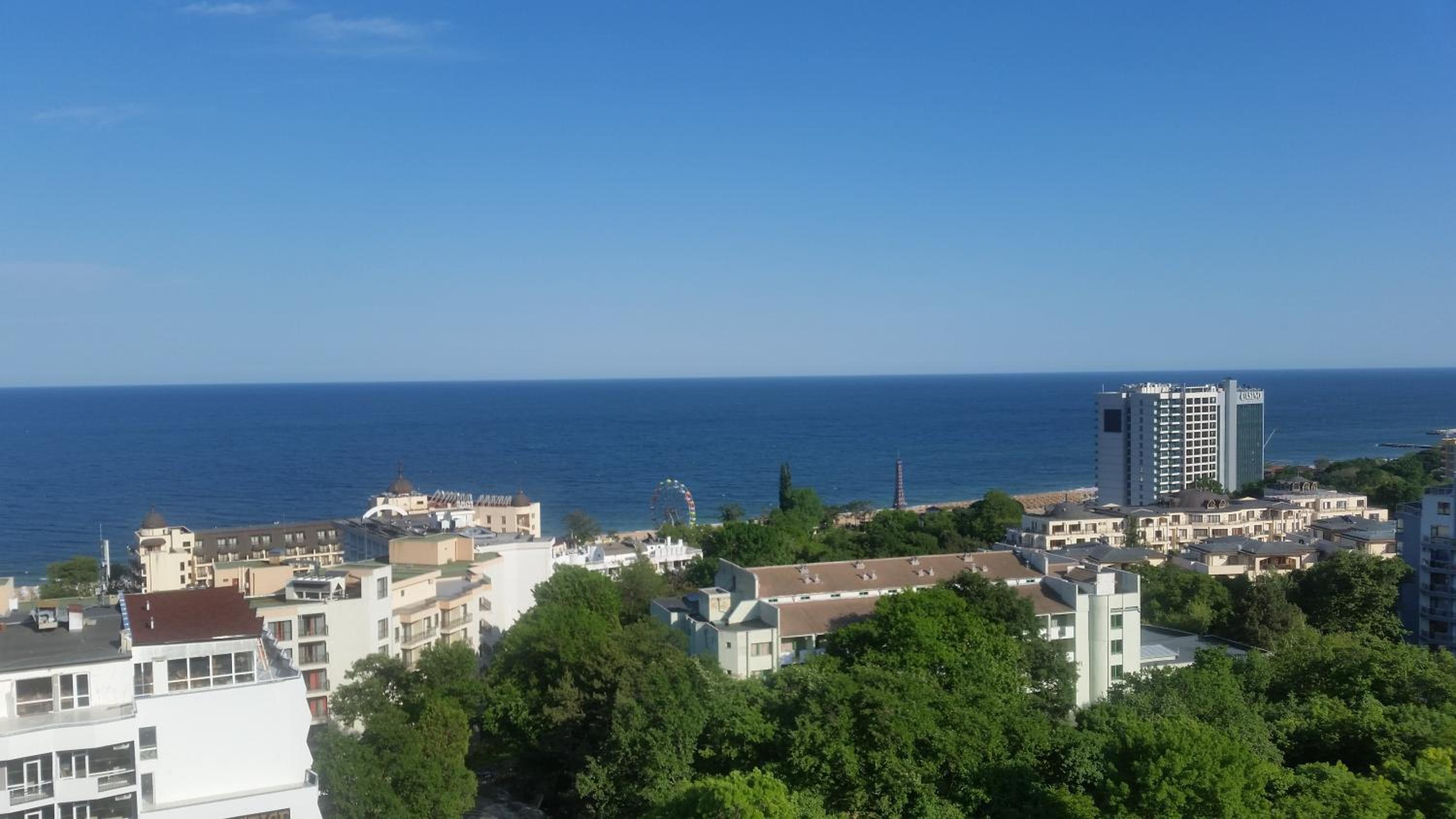 Sea Panorama Apartments Golden sands