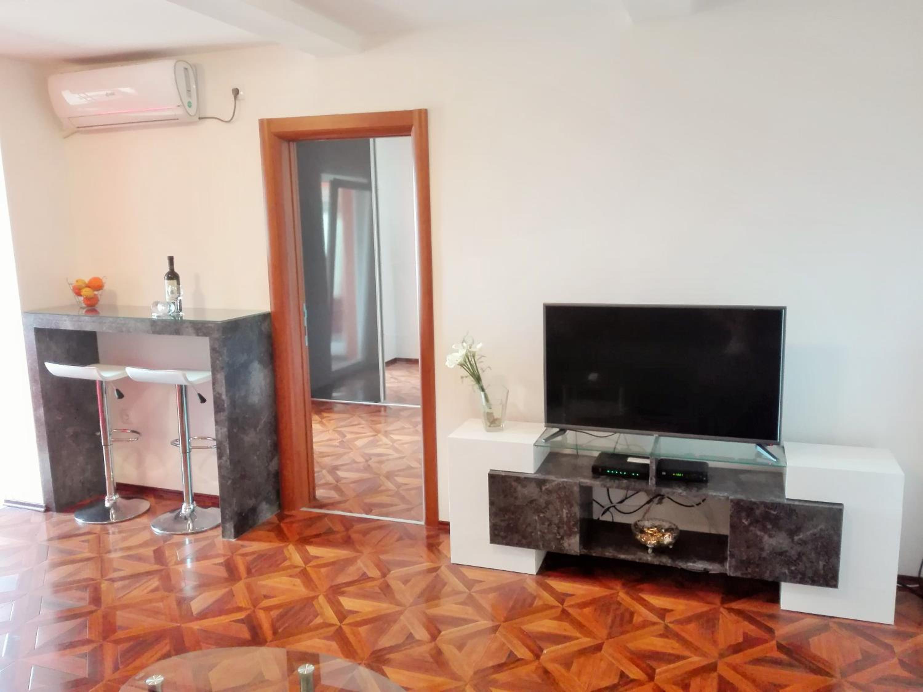 Milan&Jelena apartement view 5