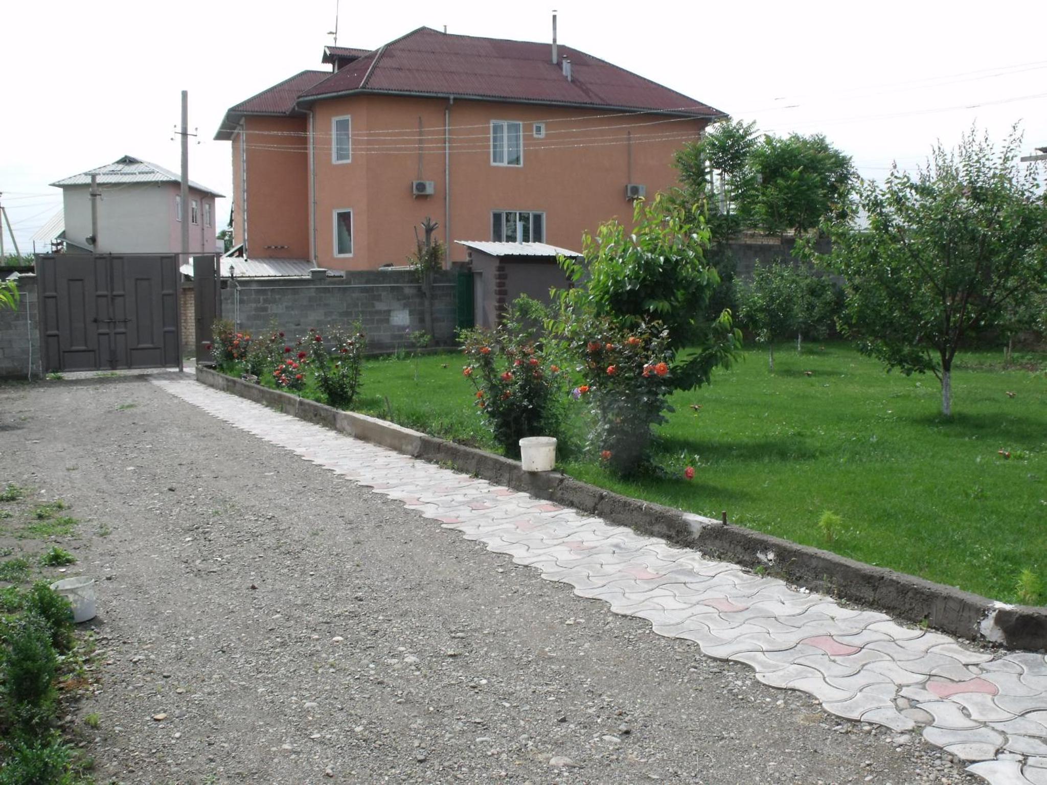 Photo 33