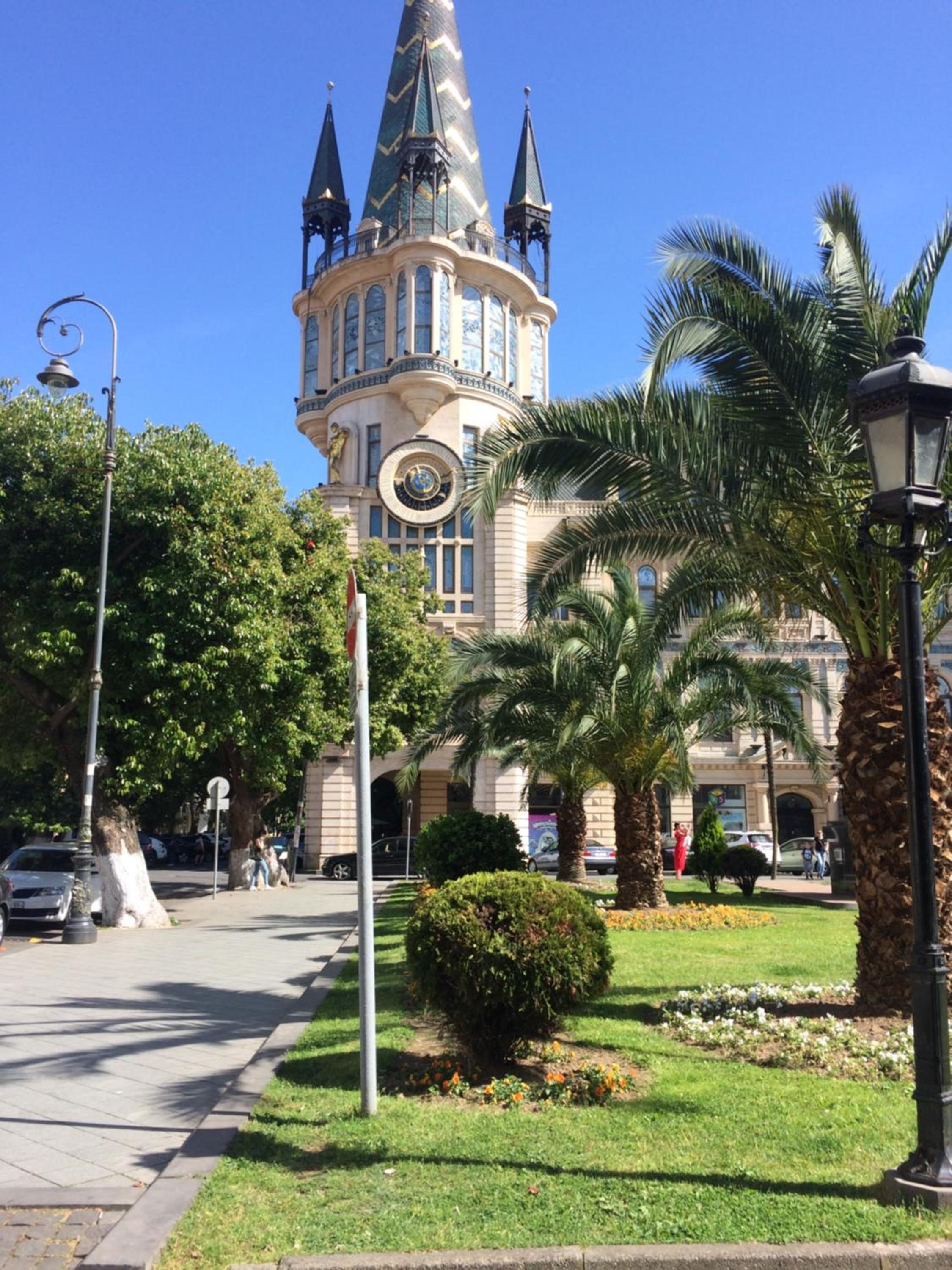apartamenti drevni batumi