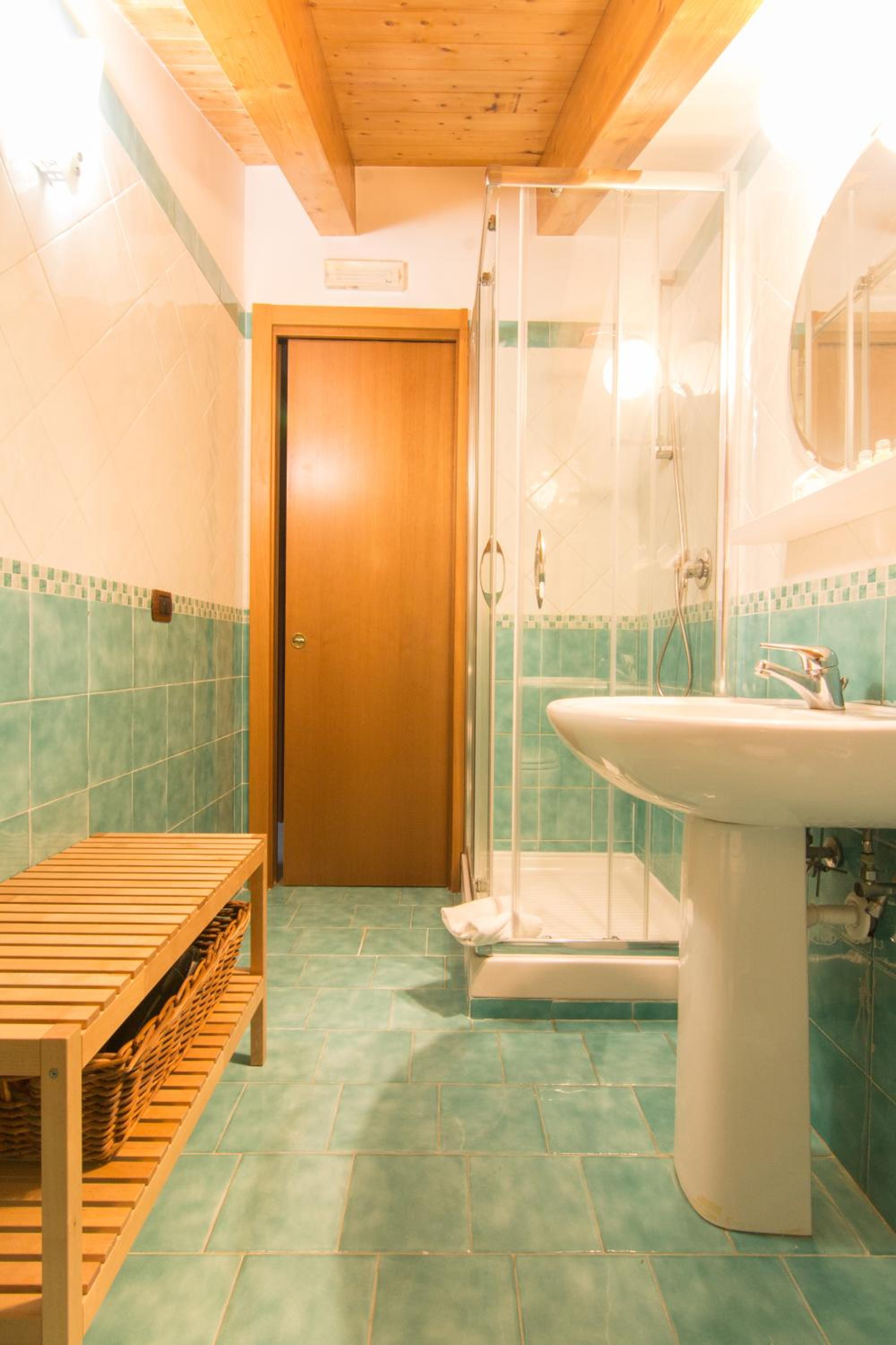 Photo 43