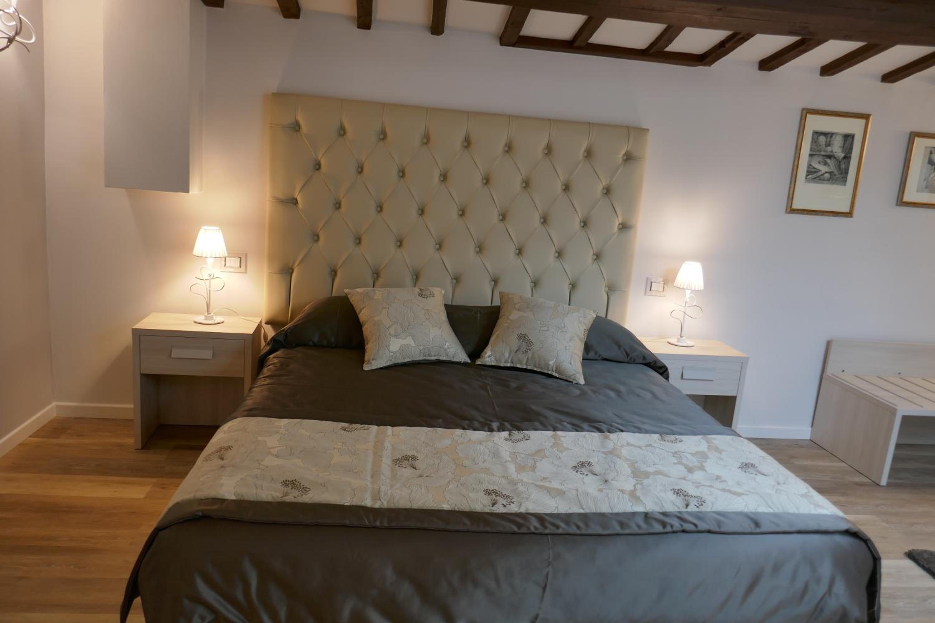 Elisa Guest House
