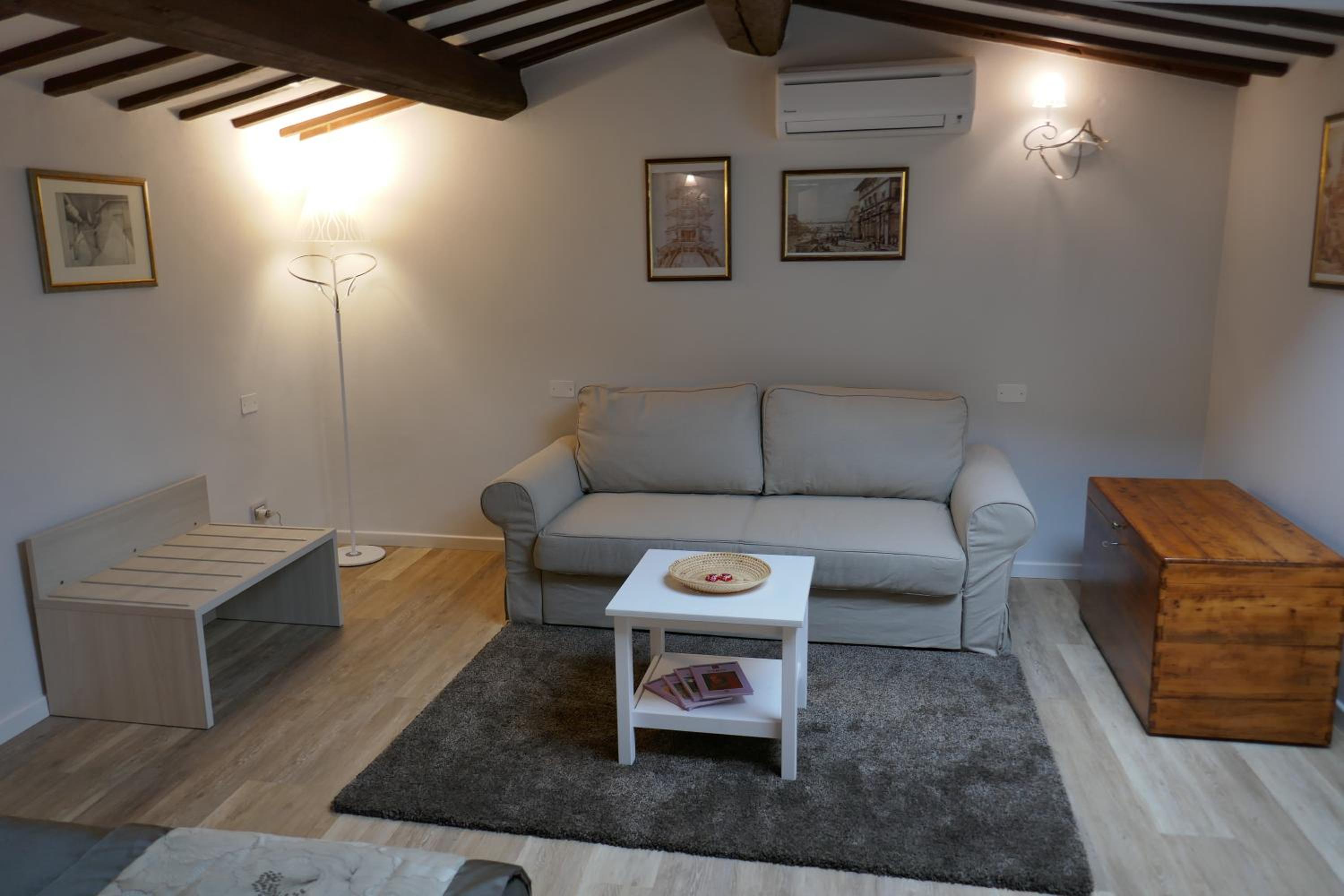 Elisa Guest House