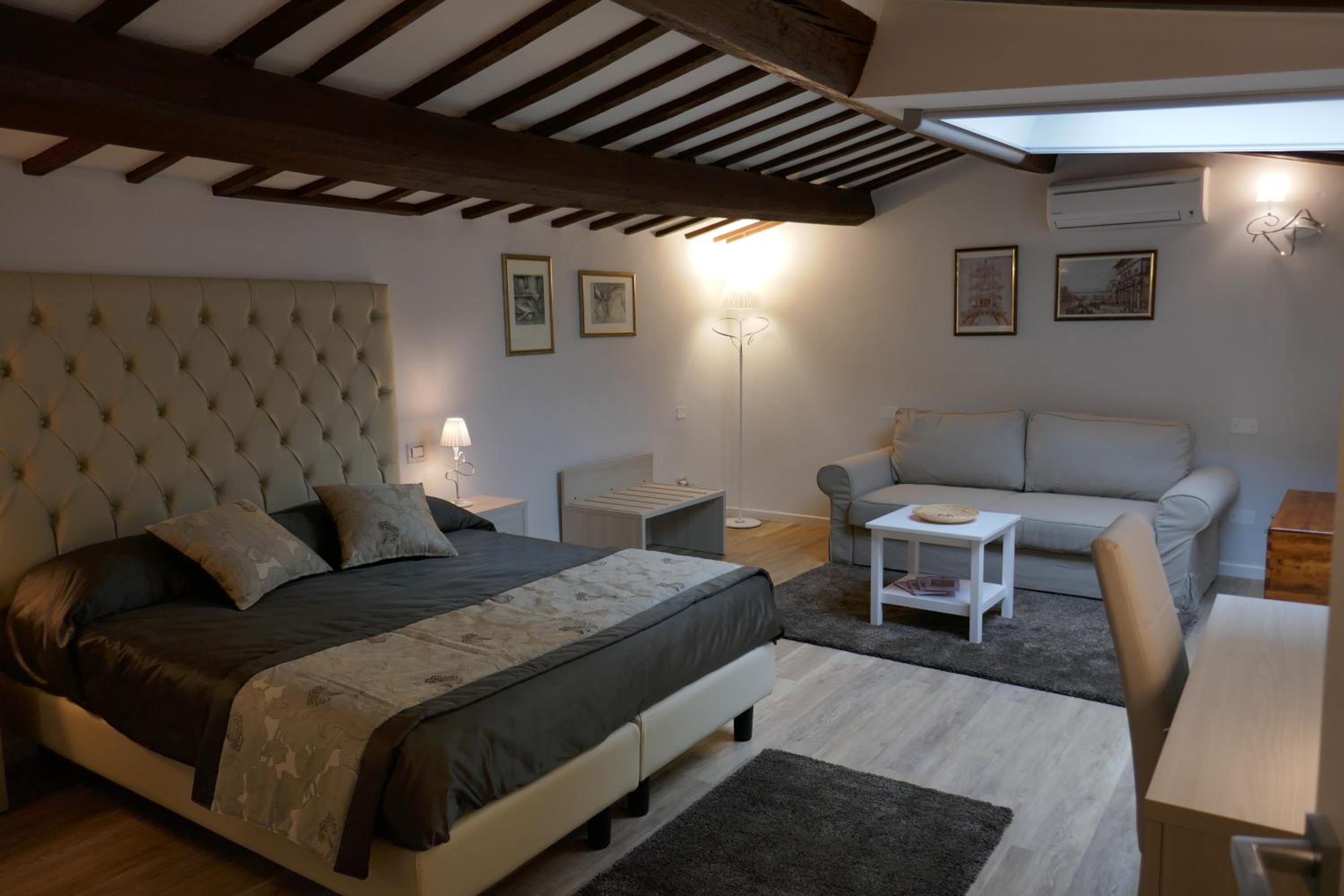 Elisa Guest House