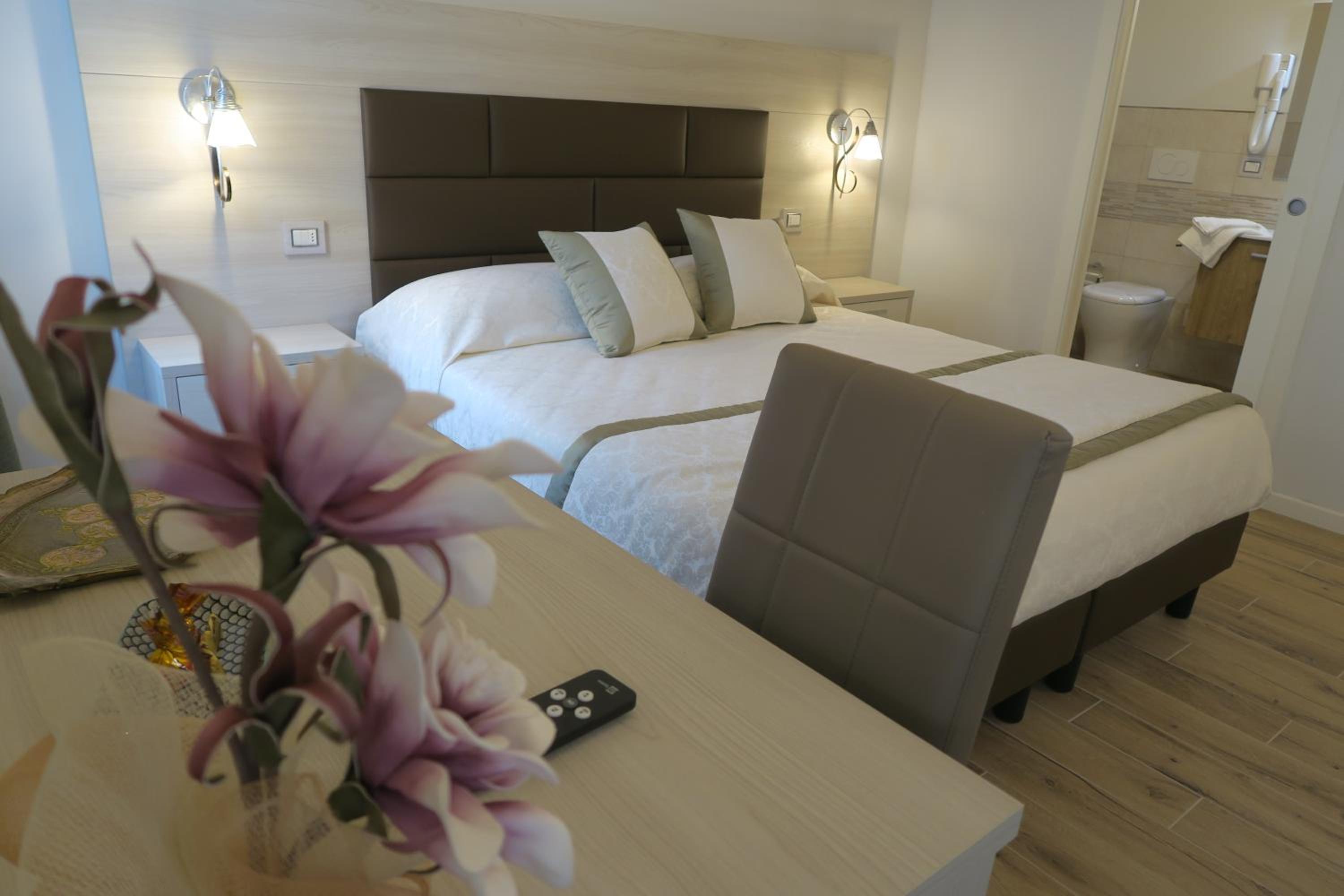 Elisa Guest House