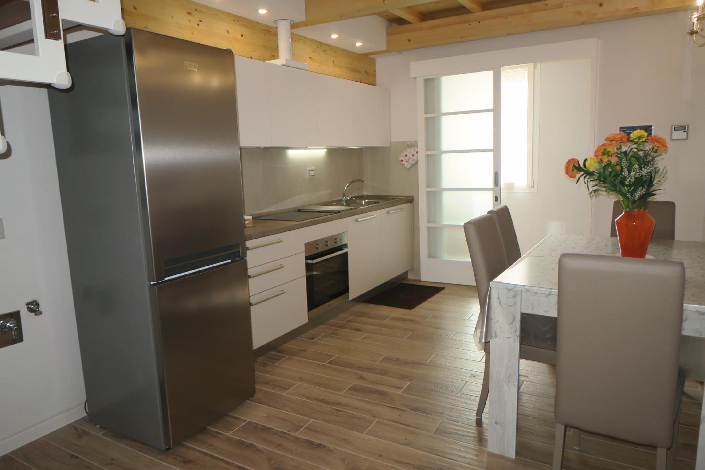 Elisa Guest House