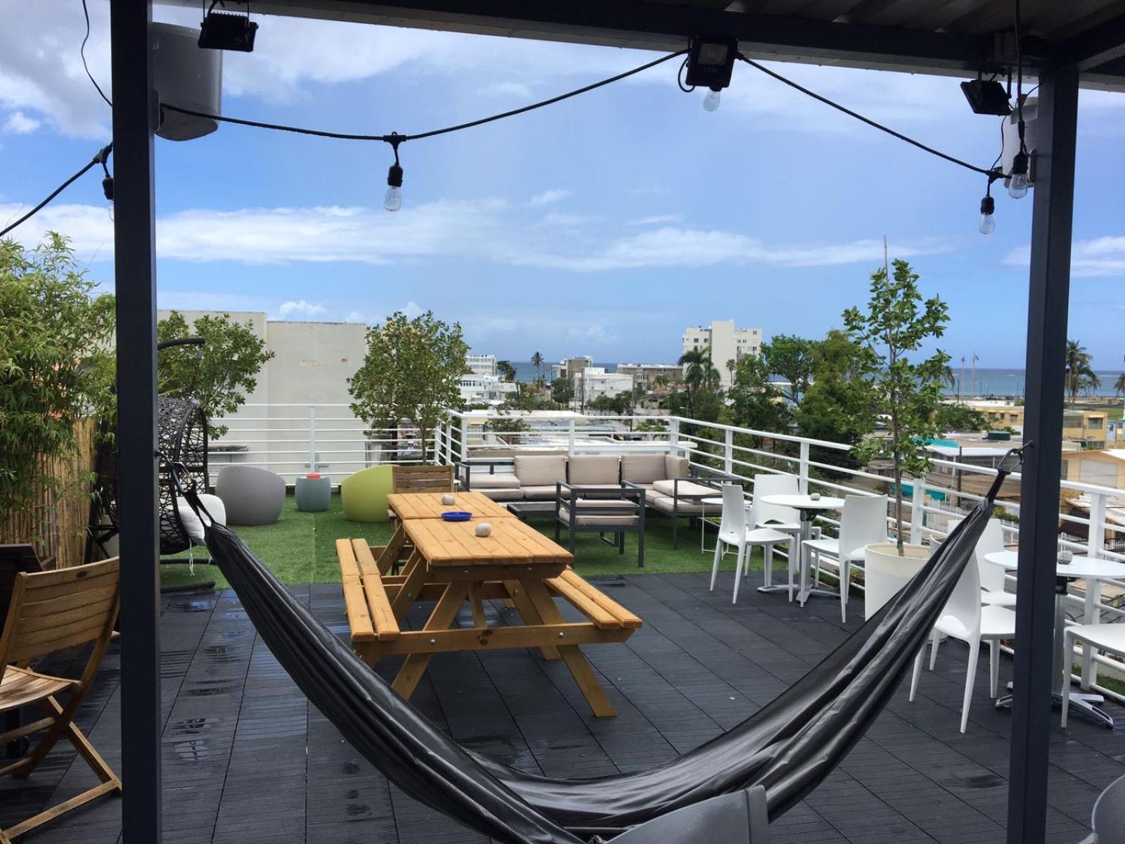 Nomada Urban Beach Hostel- Calle Loiza 41