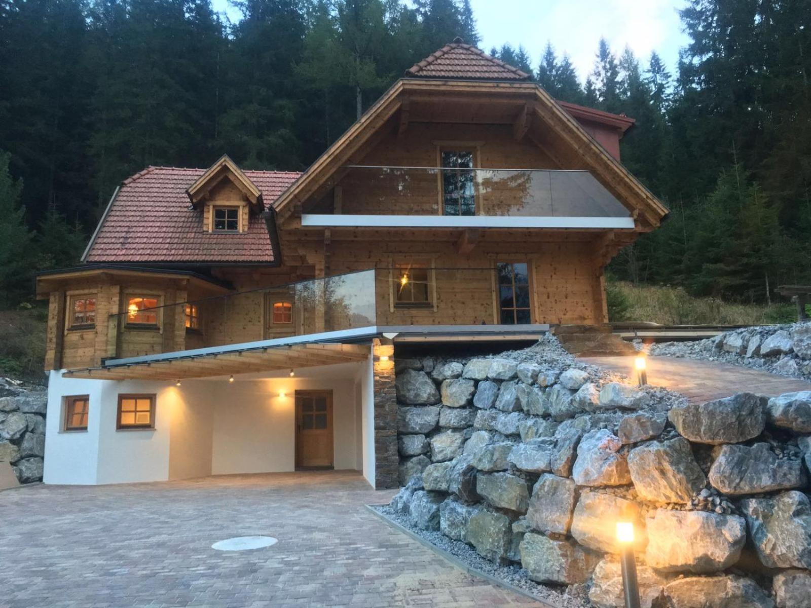 Chalet Sodamin Alpin mit Wellness view 3