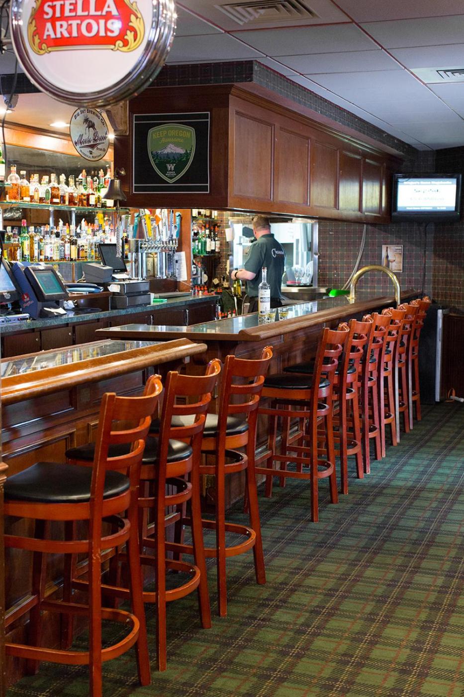 Medford Vacations - Rogue Regency Inn Suites - Property Image 75