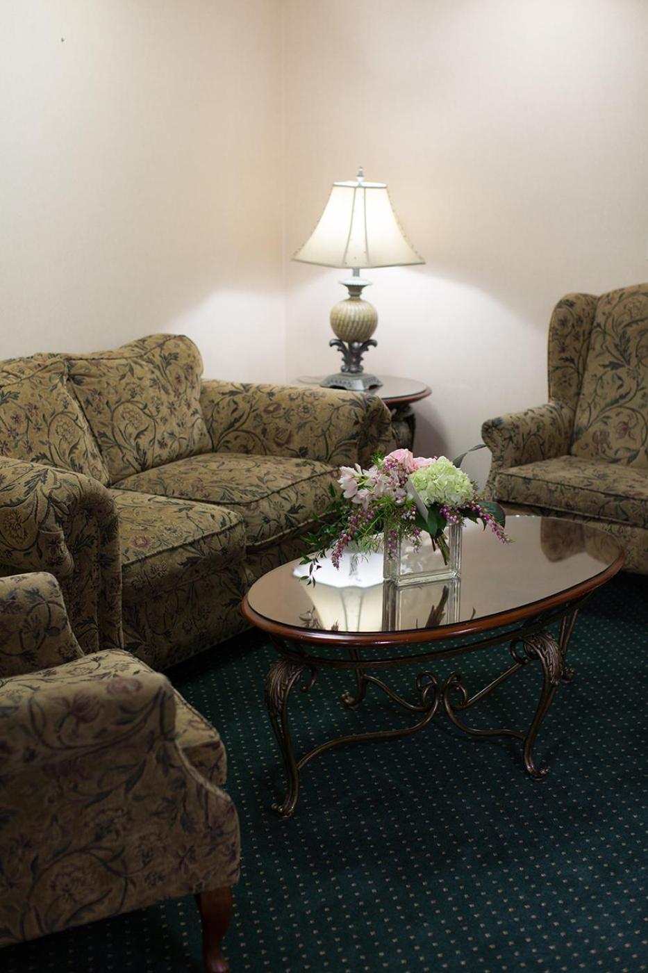 Medford Vacations - Rogue Regency Inn Suites - Property Image 38