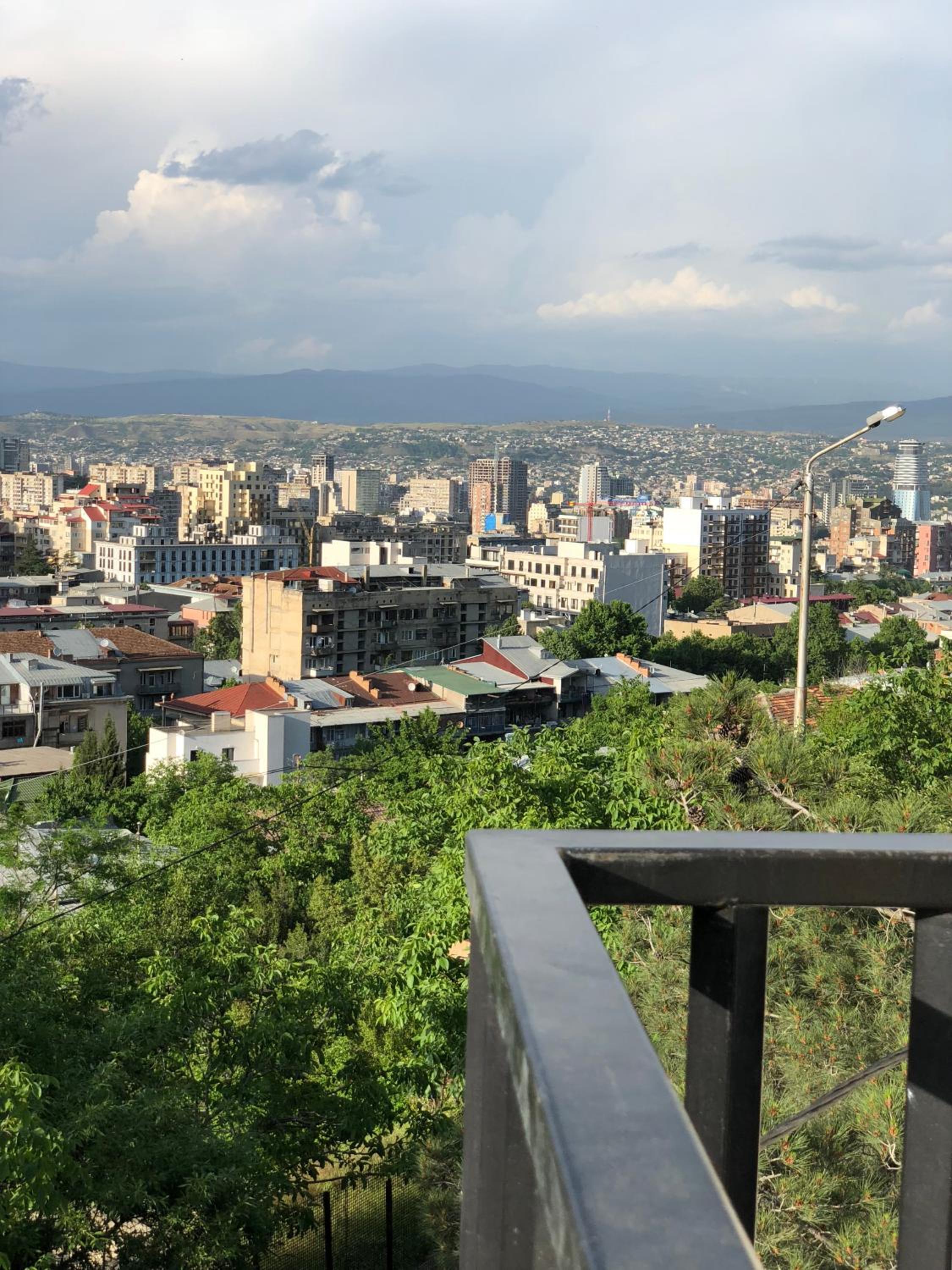 Lilu view 4
