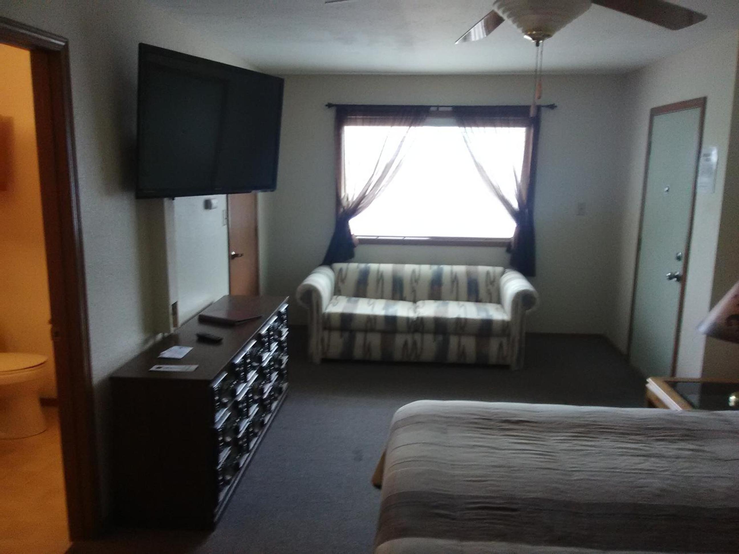 Trail Motel
