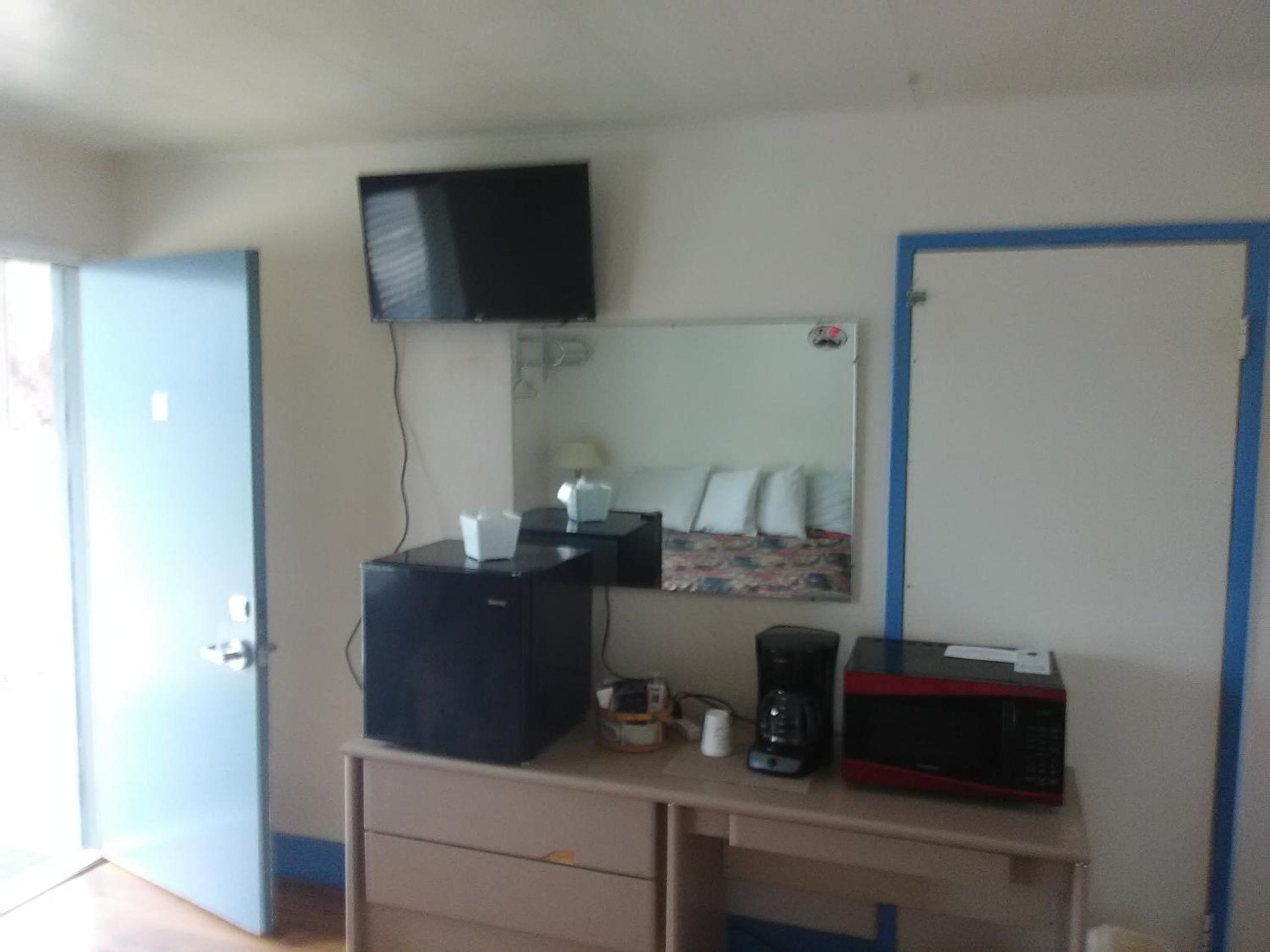 Trail Motel