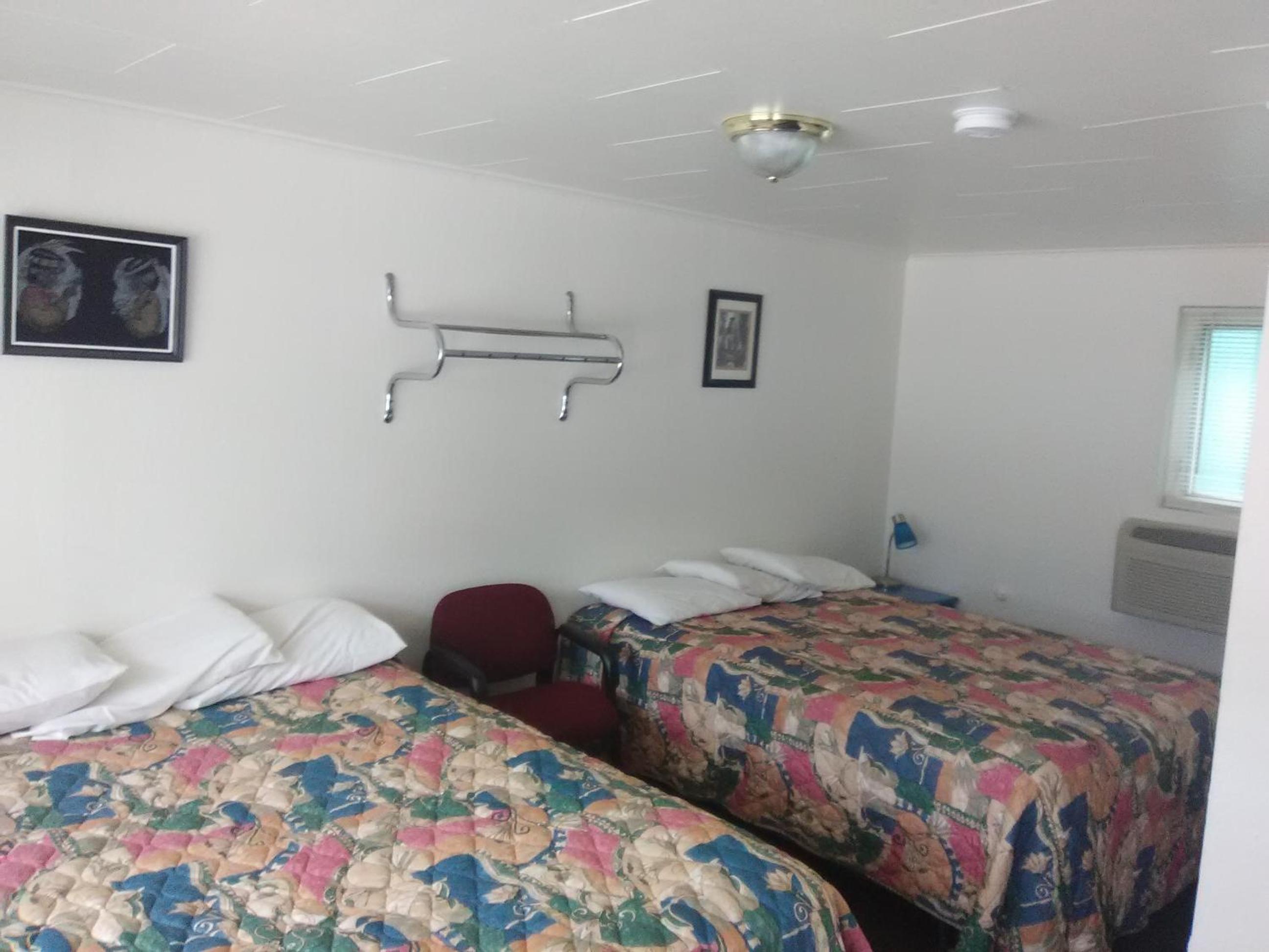 Trail Motel