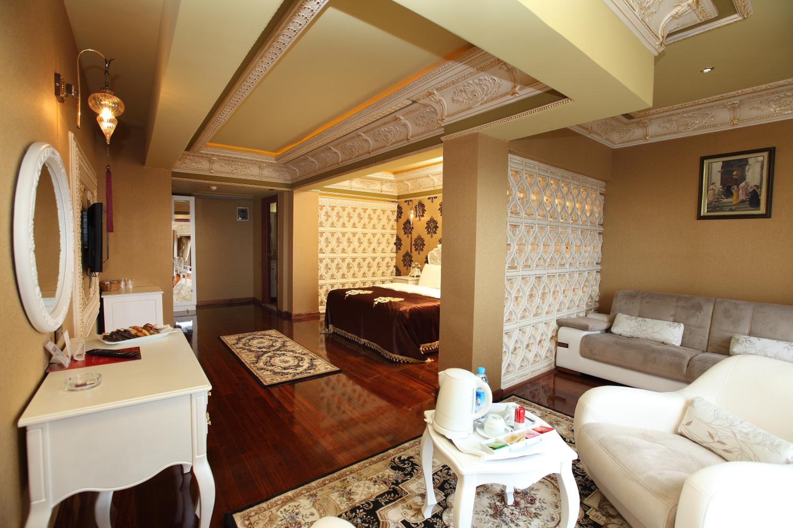 Deluxe Golden Horn Sultanahmet Hotel - Image 29