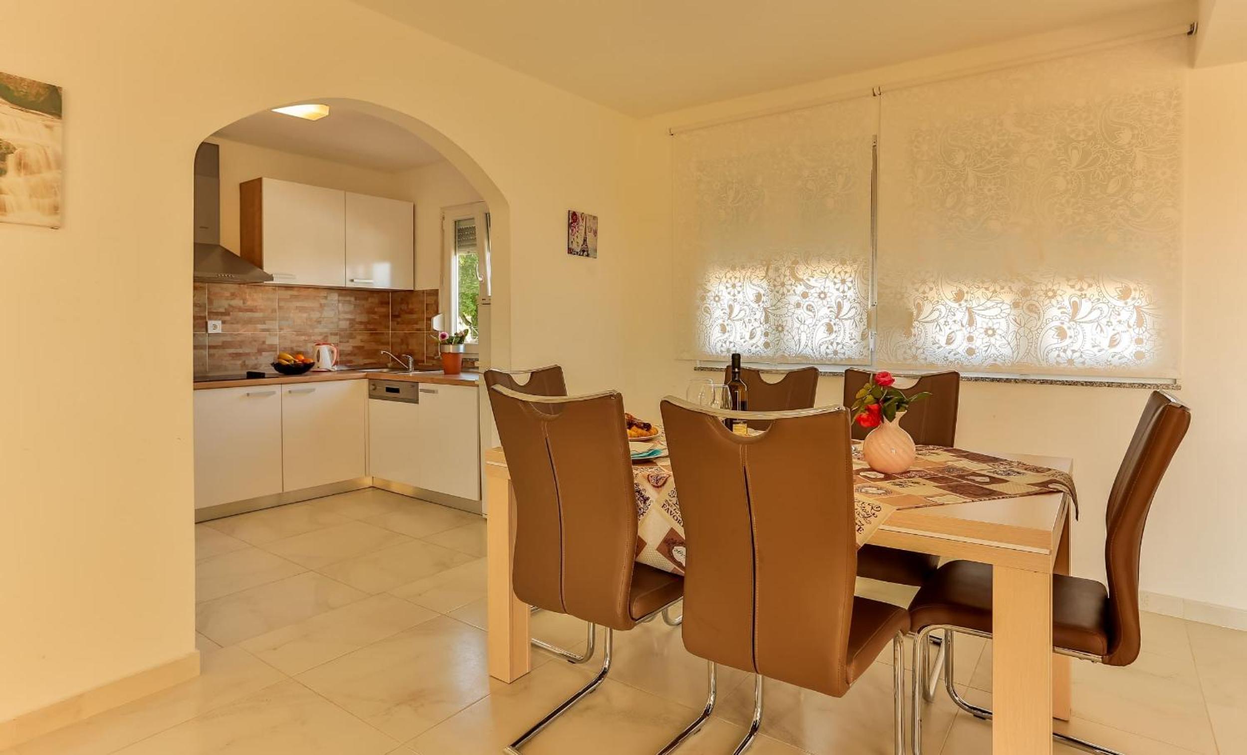 Photo 88