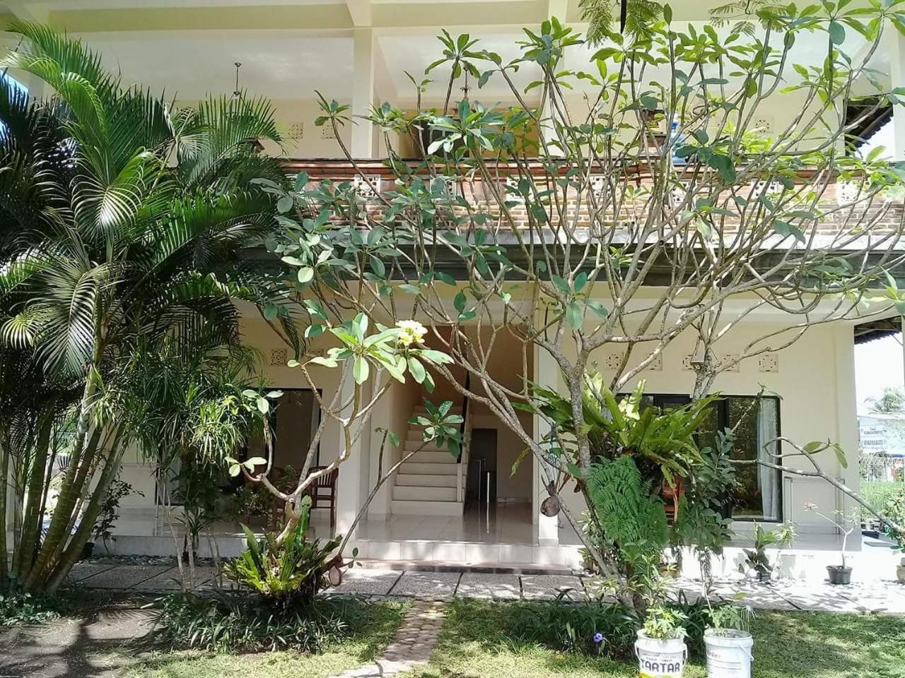 Purnama di Bisma