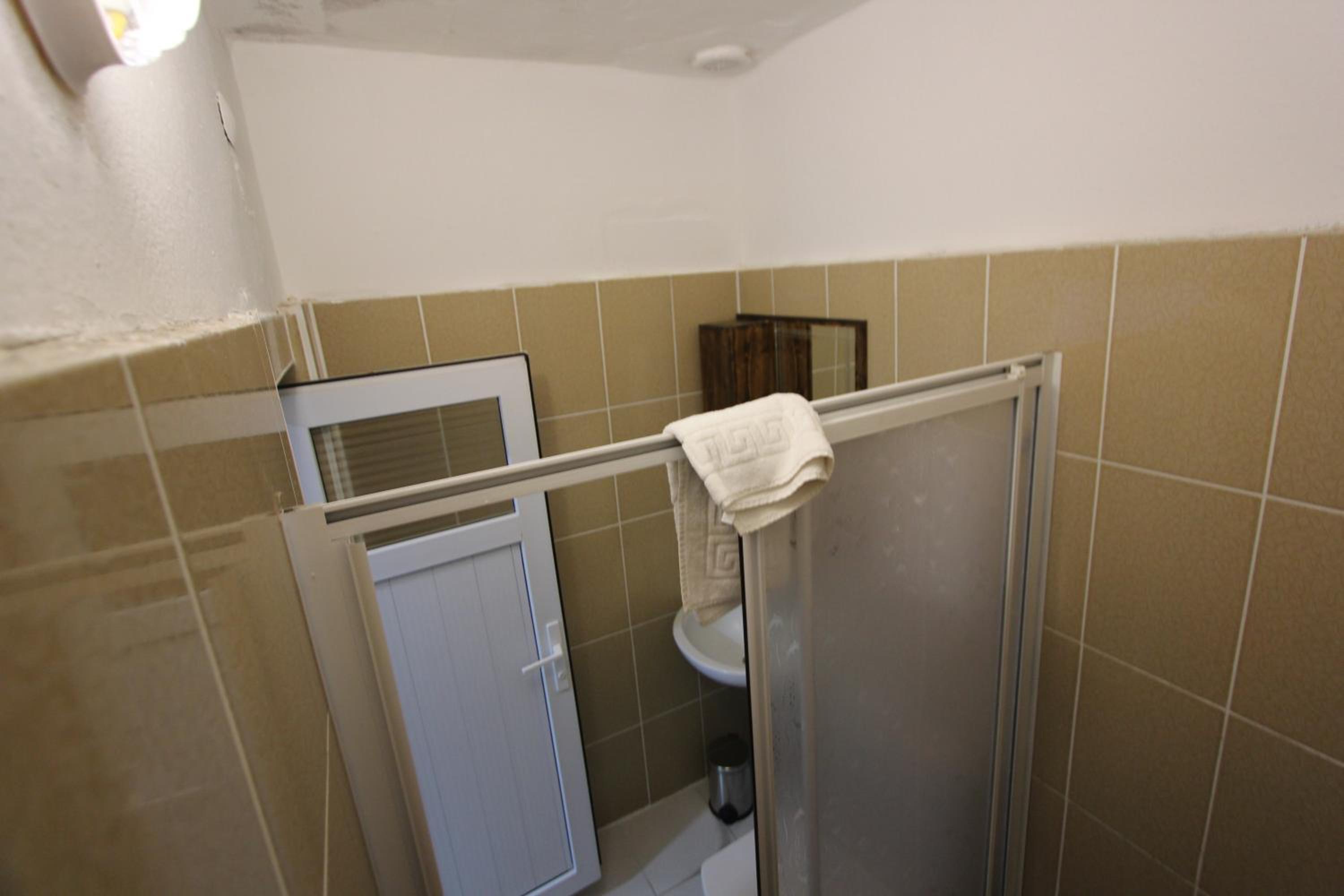 Kufe Hotel - Image 7