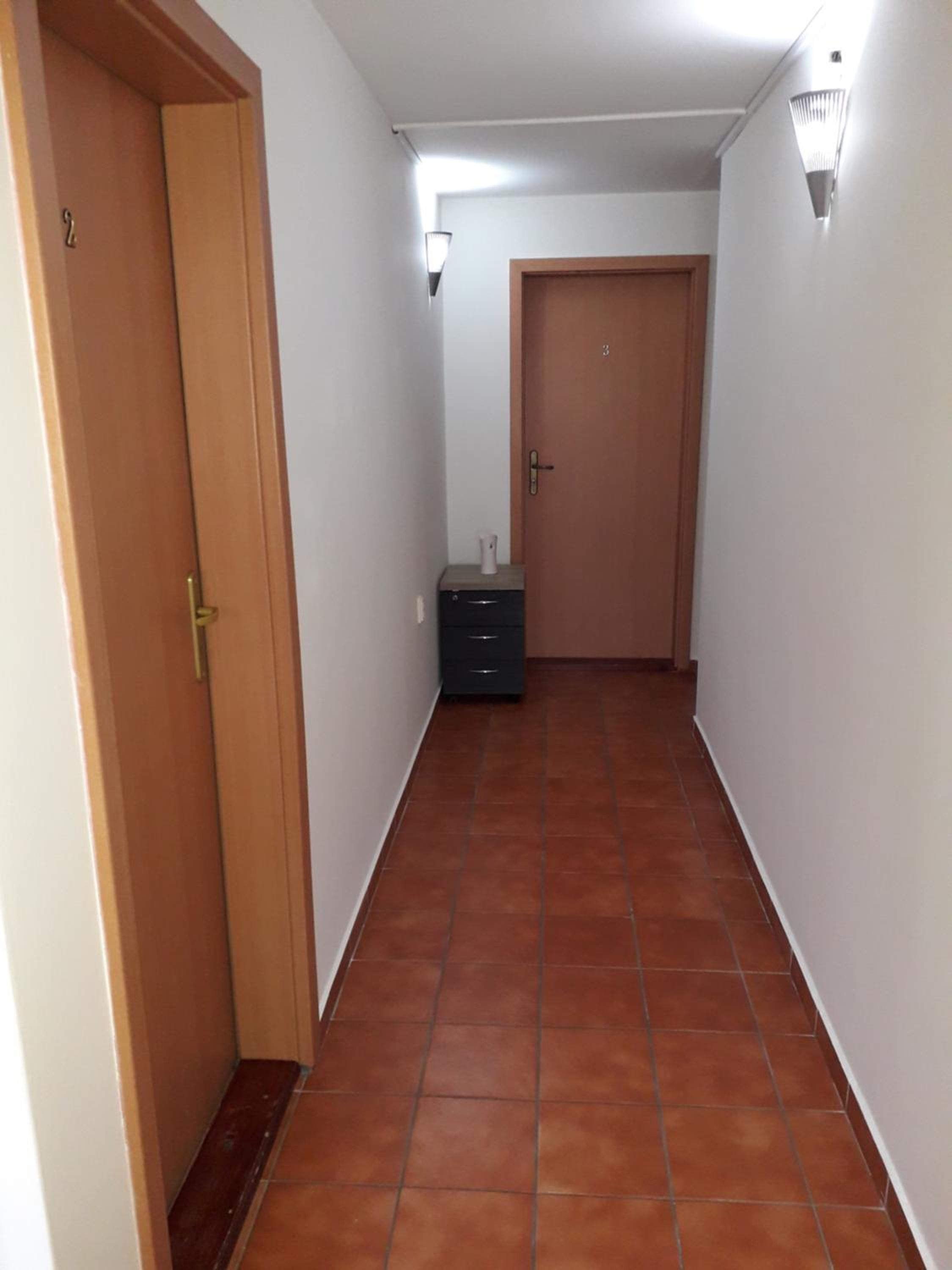 Photo 49