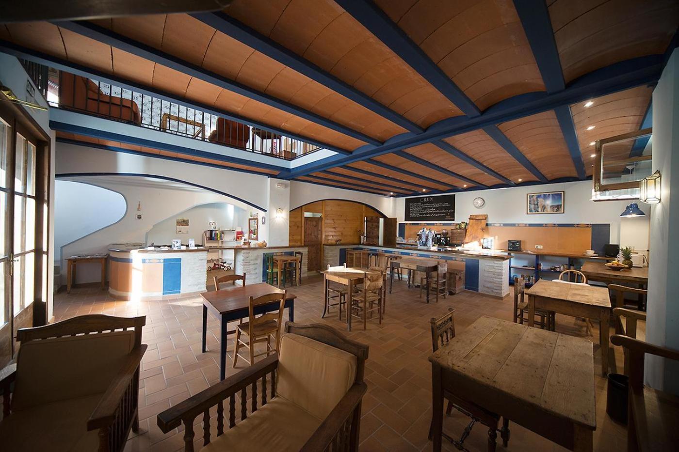 Crux Albergue