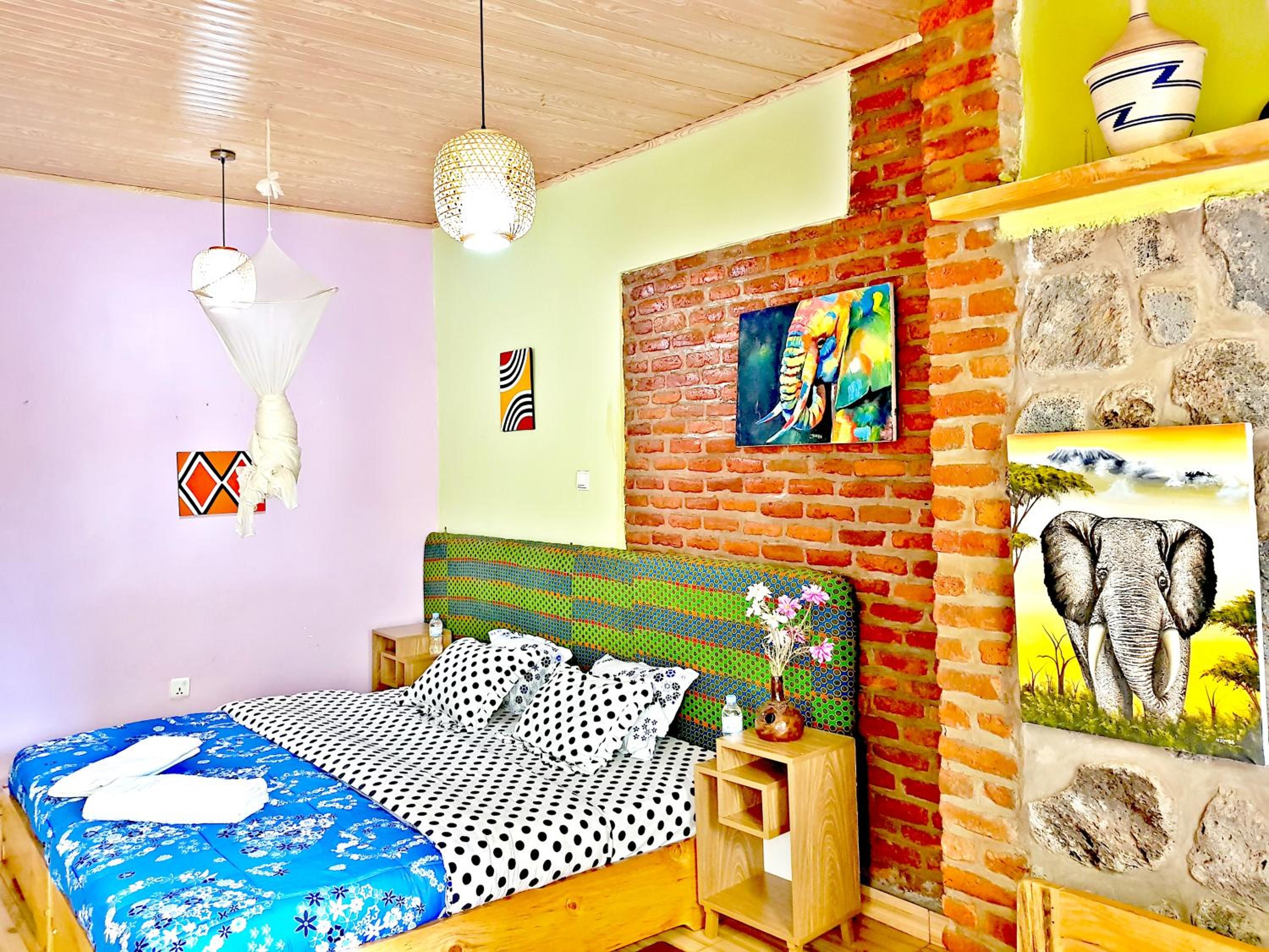 Yambi Guesthouse