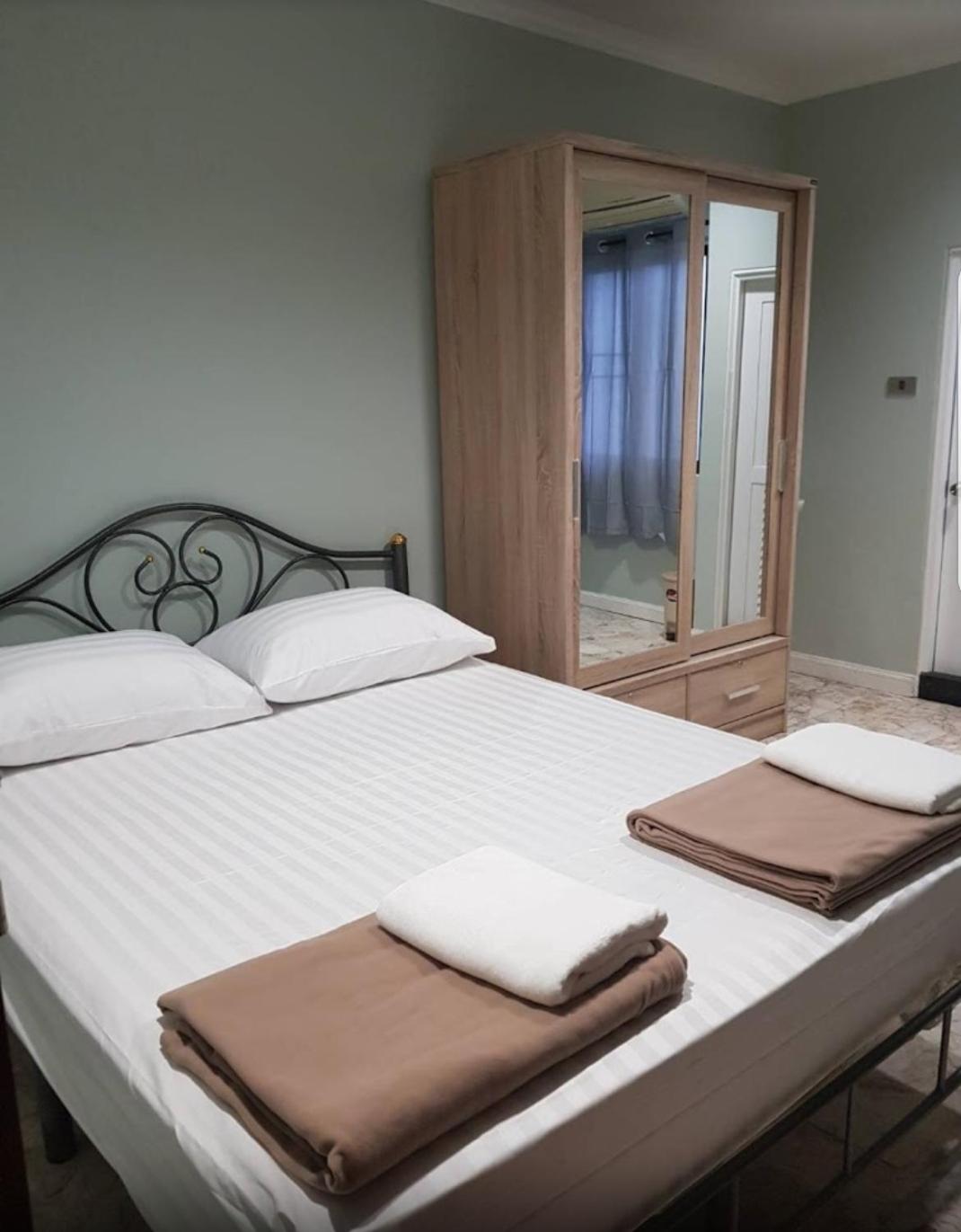 Wang Lang Hostel