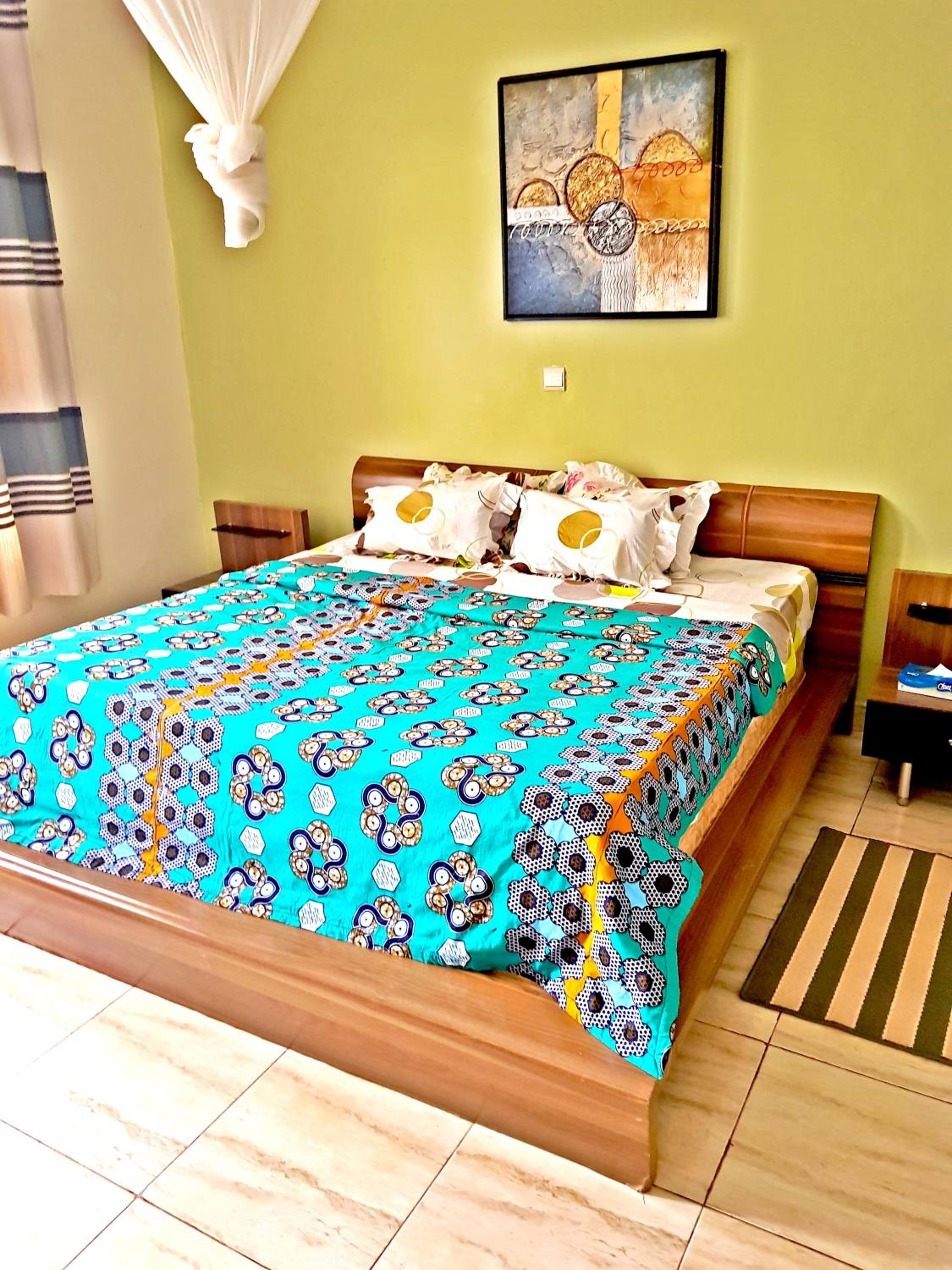 Yambi Guesthouse