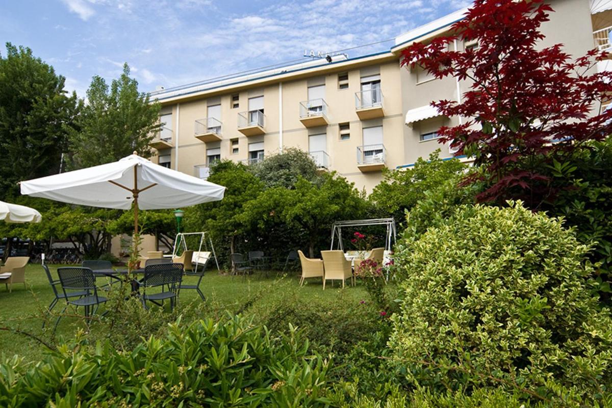 Hotel Janeiro Frontemare view 5