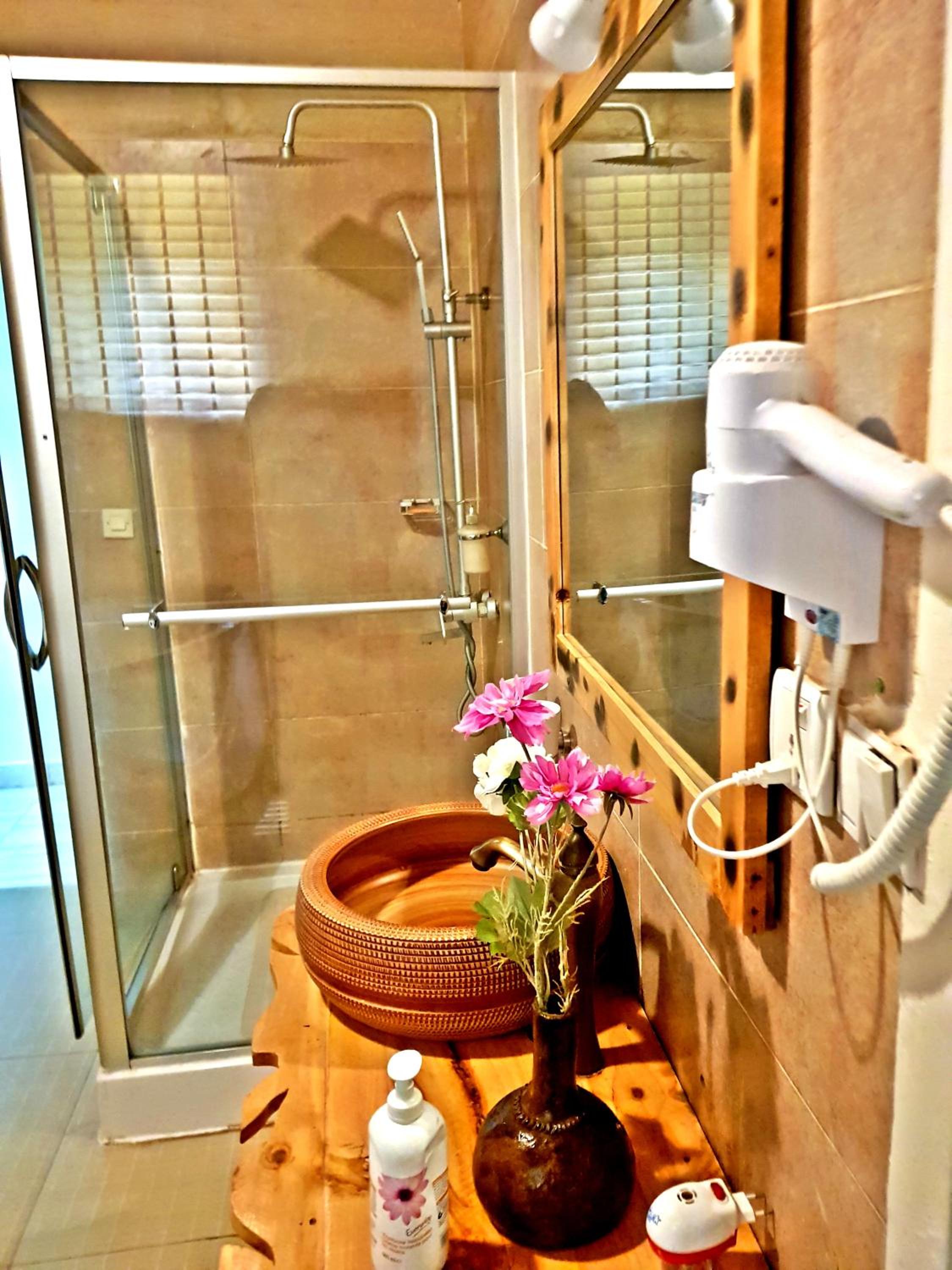 Yambi Guesthouse