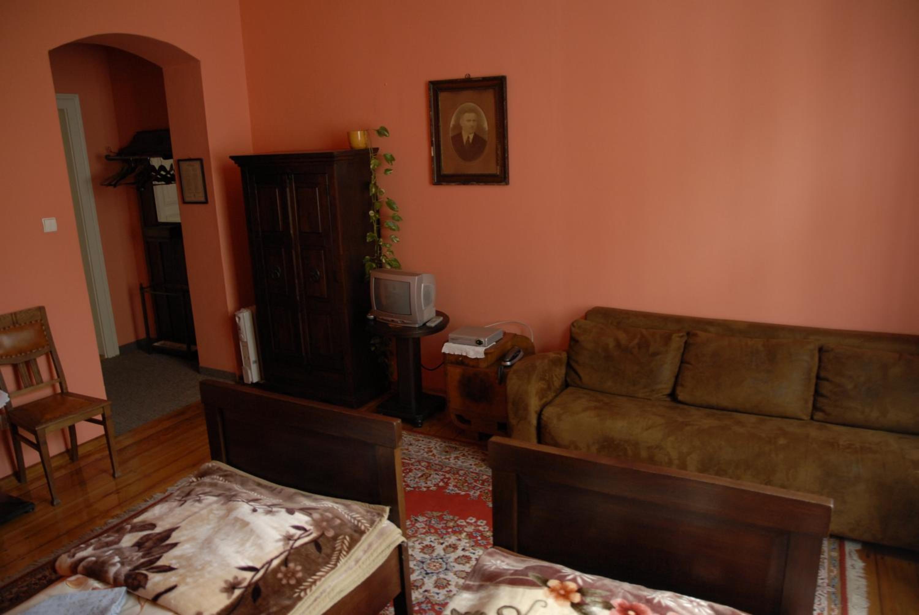 Hostel, Pokoje gościnne Mleczarnia - Ozonowane