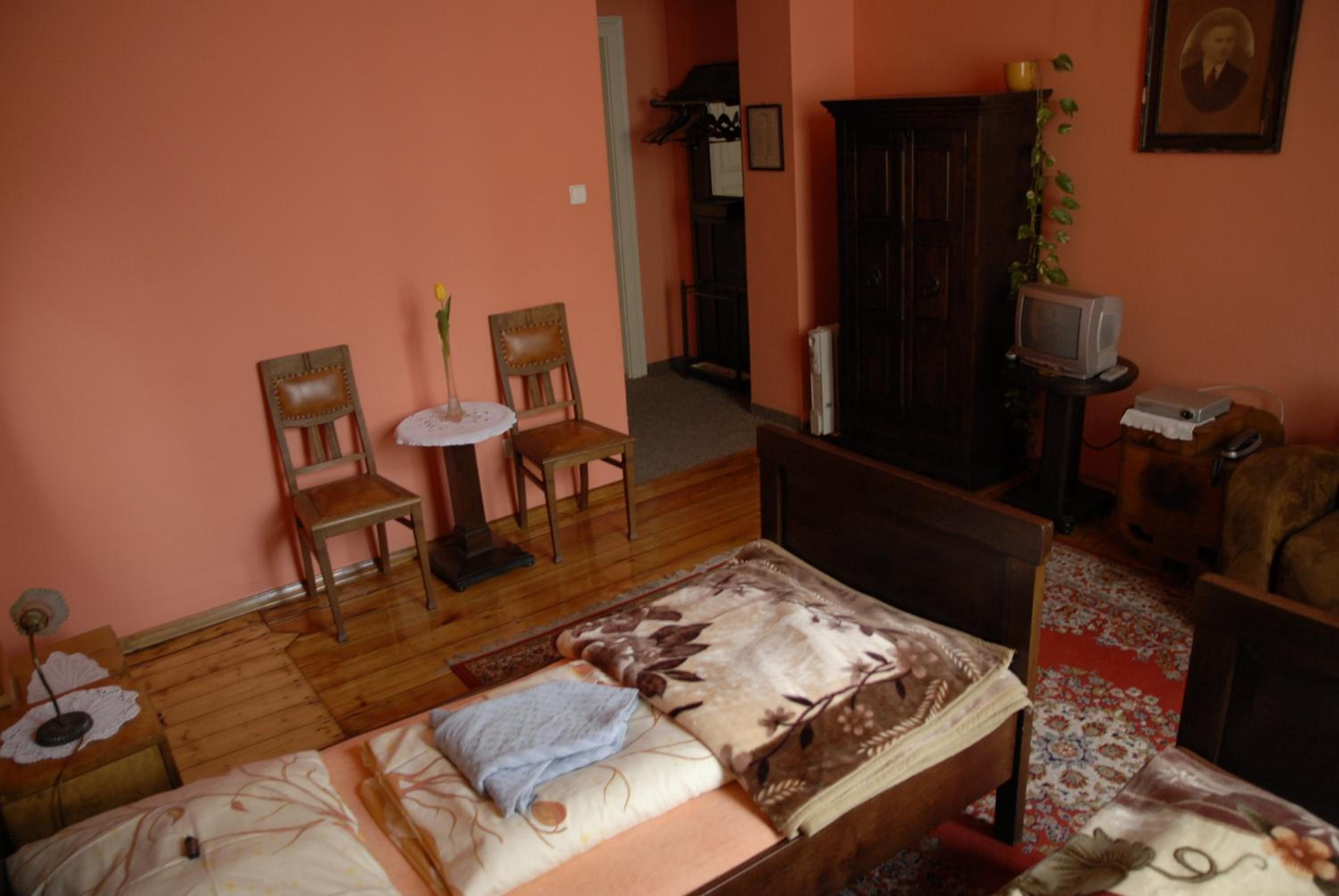Hostel, Pokoje gościnne Mleczarnia - Ozonowane
