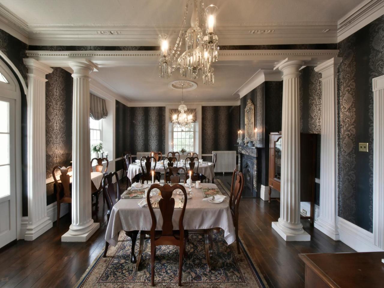 Brockamour Manor Bed and Breakfast