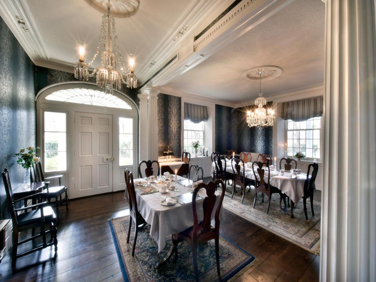 Brockamour Manor Bed and Breakfast