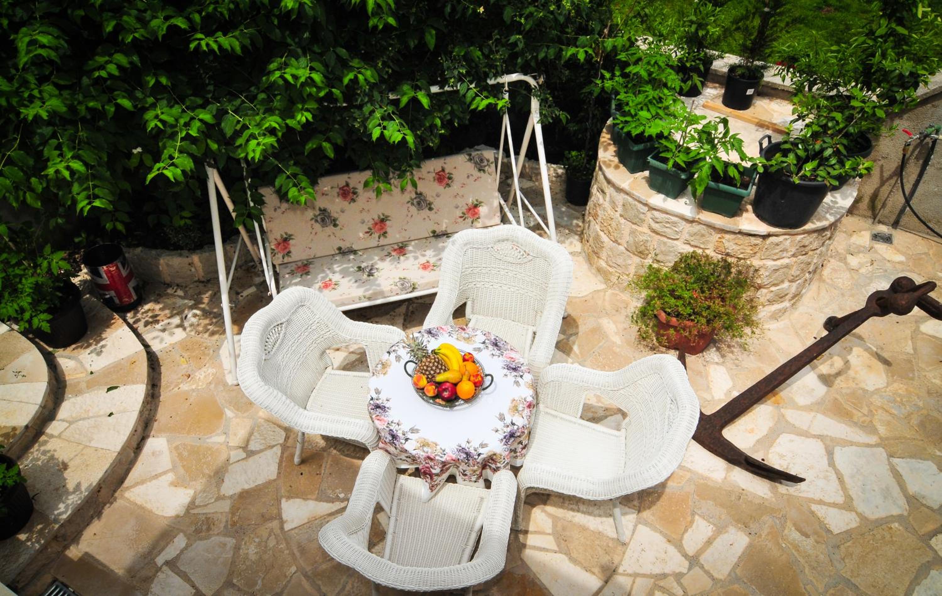 Edita Apartments