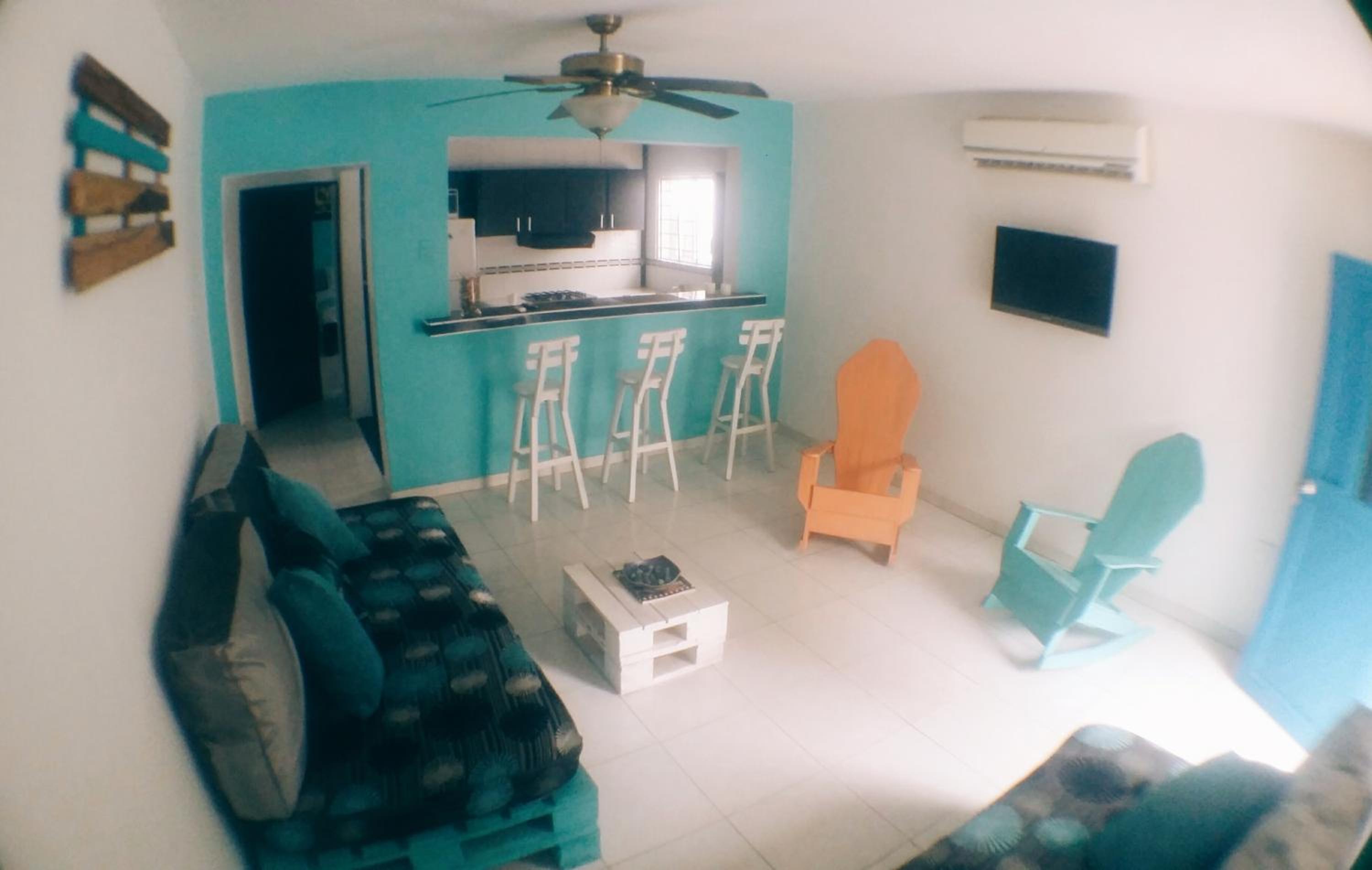 QuillaHost Tropical Apartment