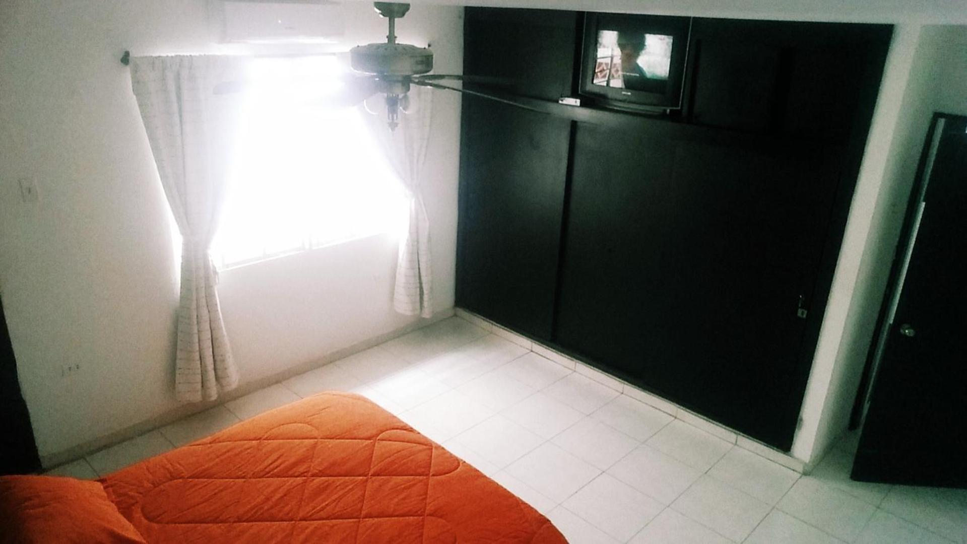 QuillaHost Tropical Apartment