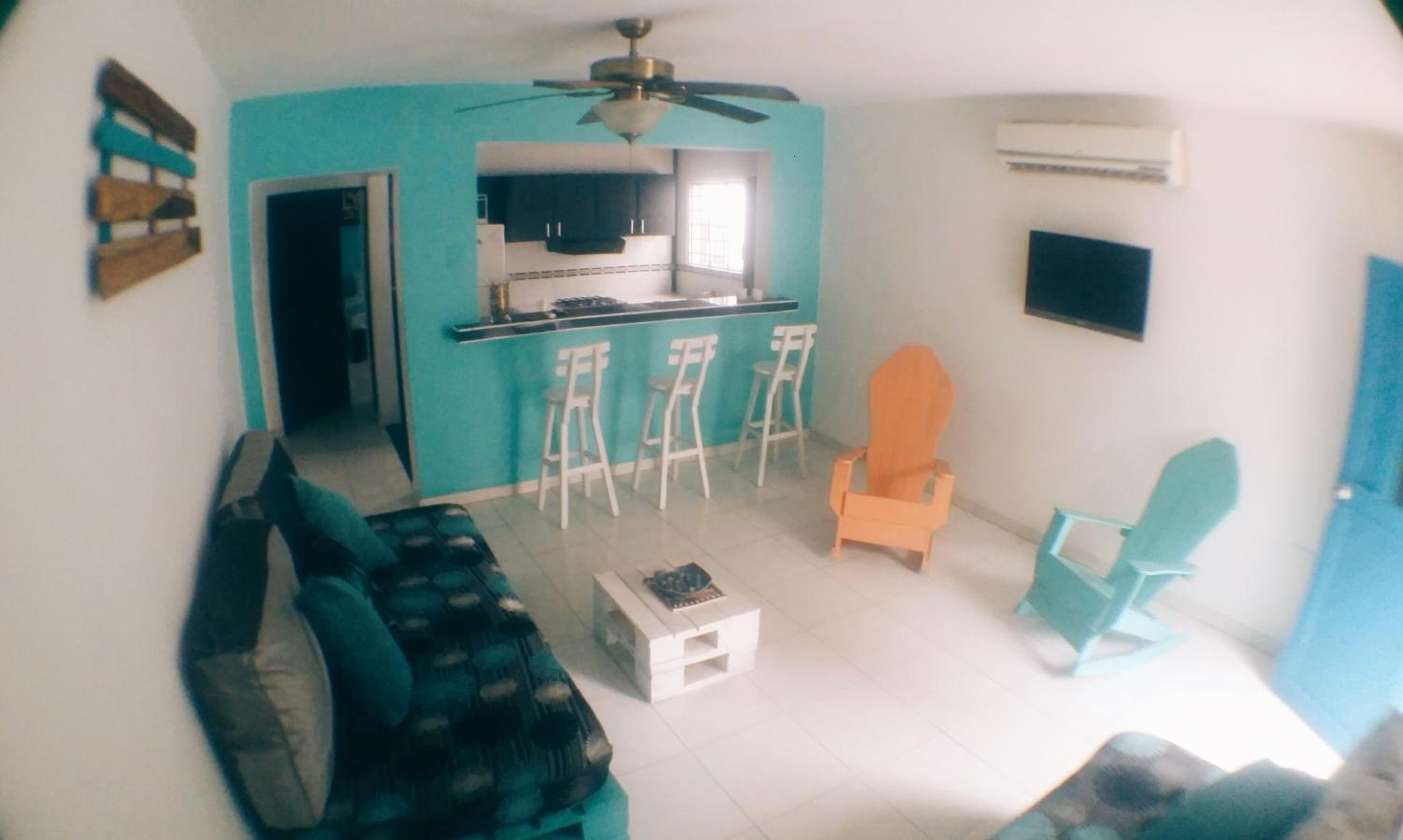 QuillaHost Tropical Apartment