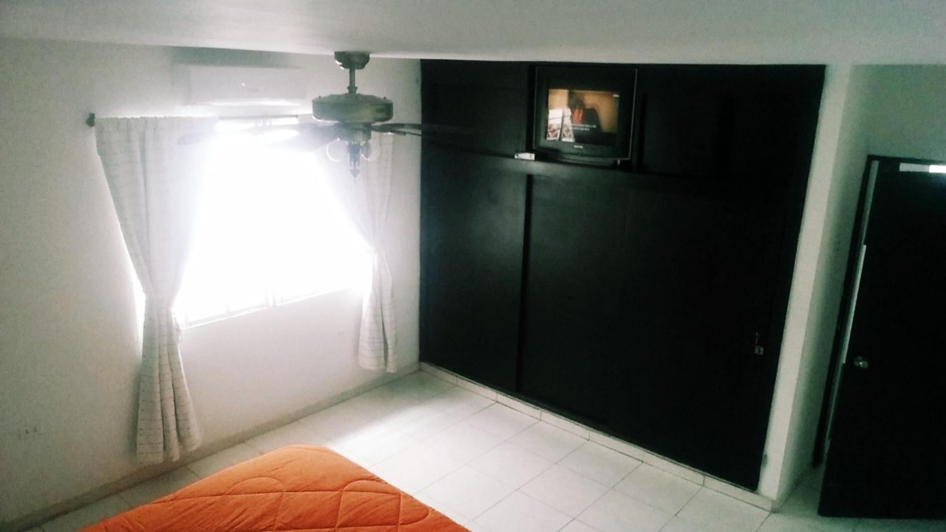QuillaHost Tropical Apartment