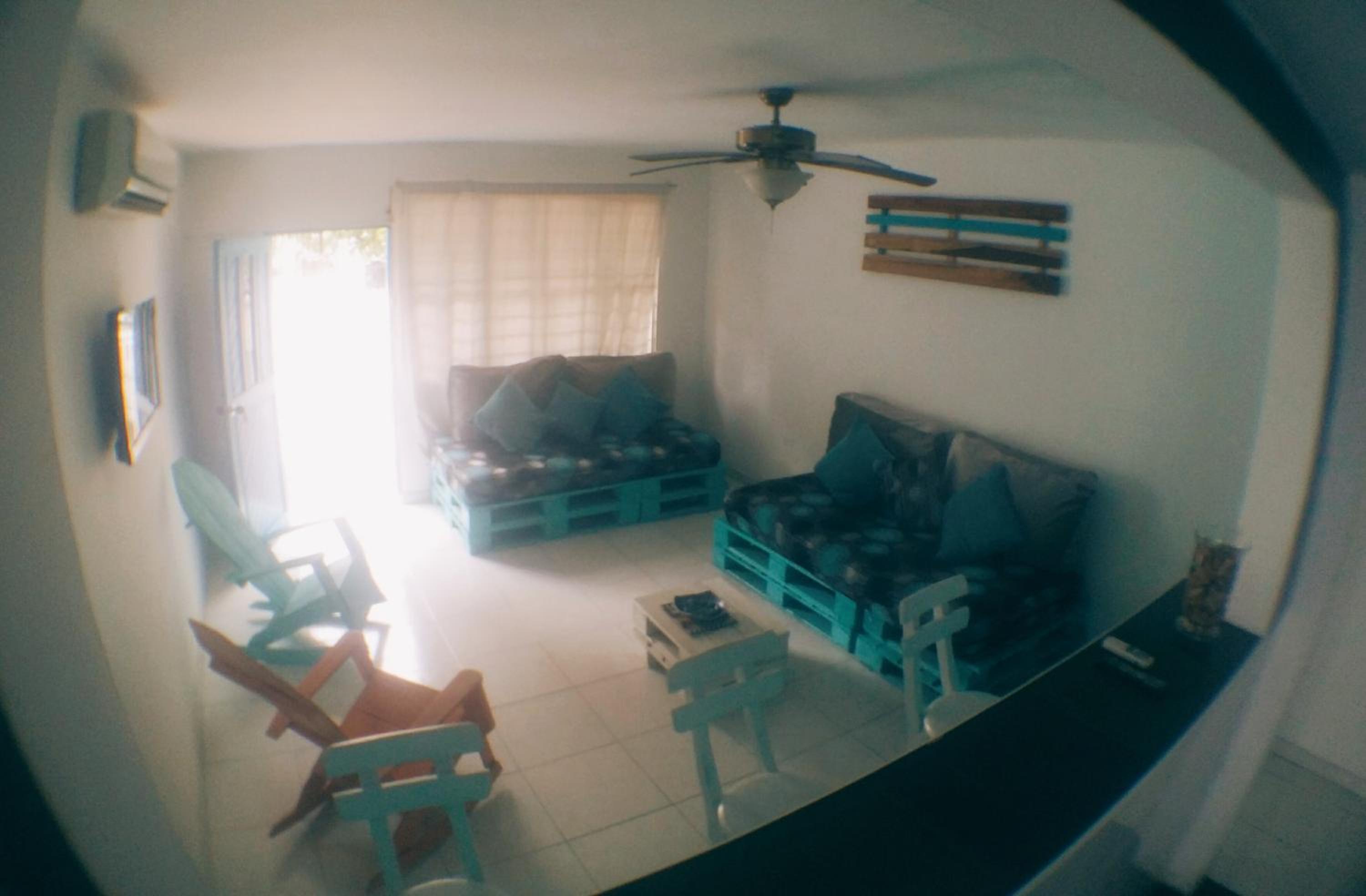 QuillaHost Tropical Apartment