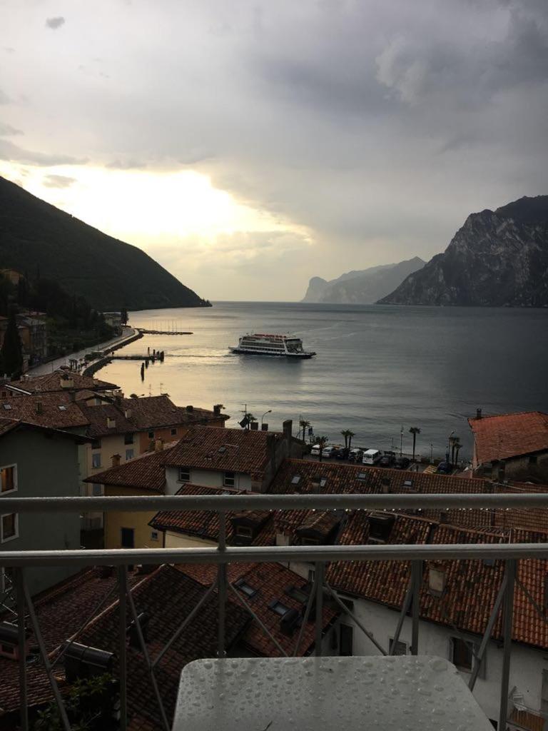 Wind Rose Apartments photo 3