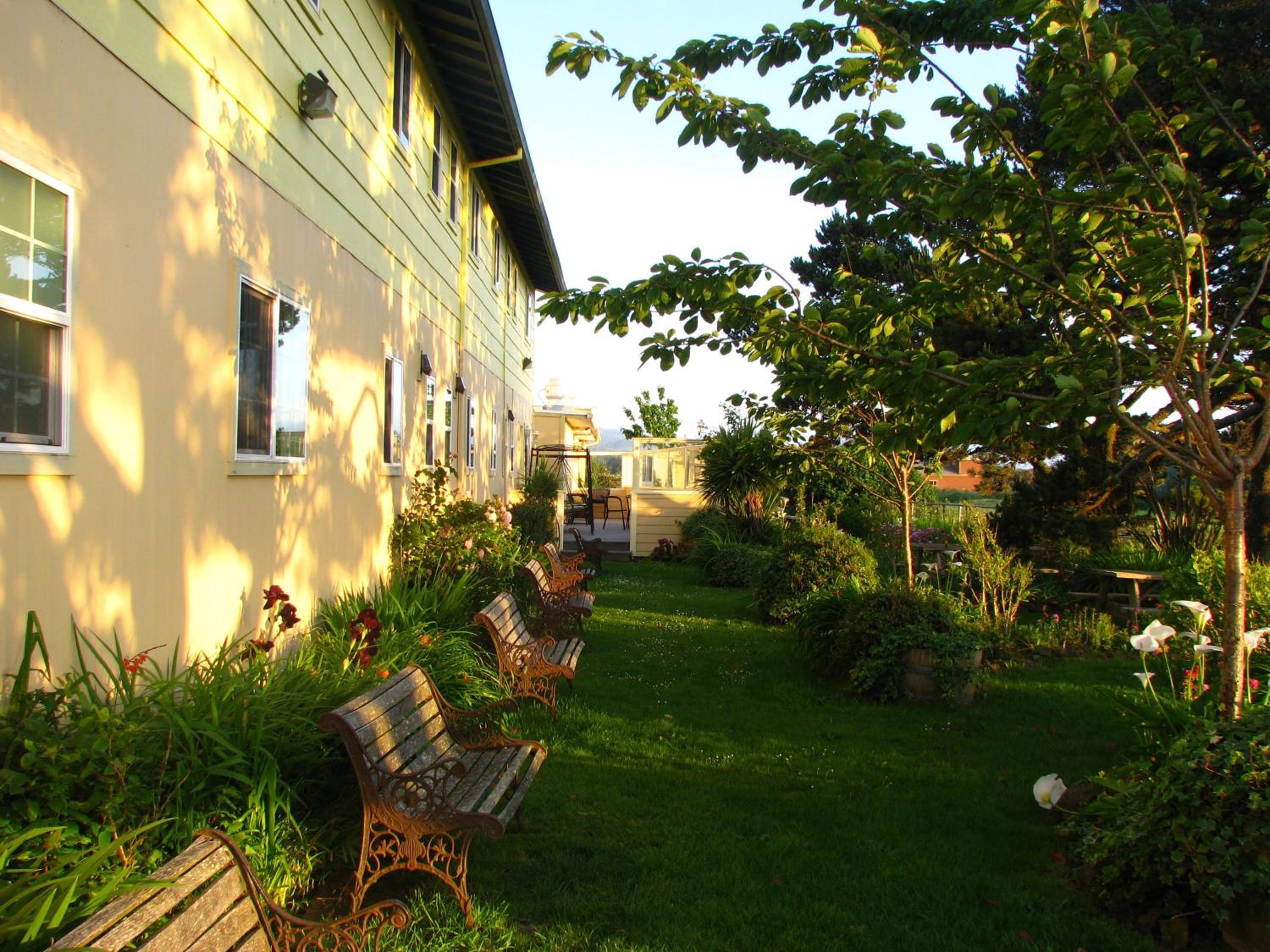Pacific City Inn