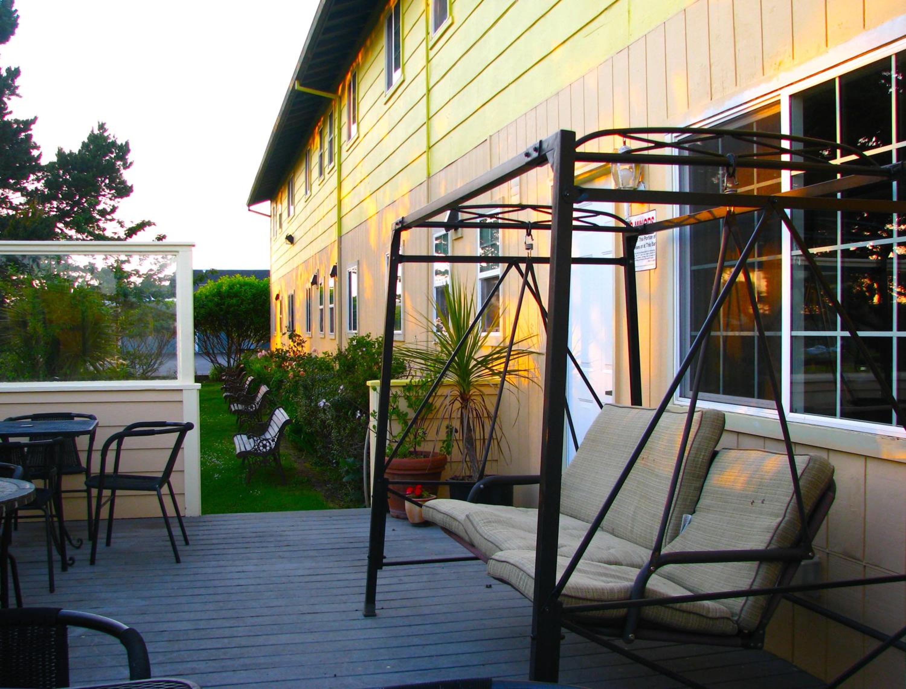 Pacific City Inn